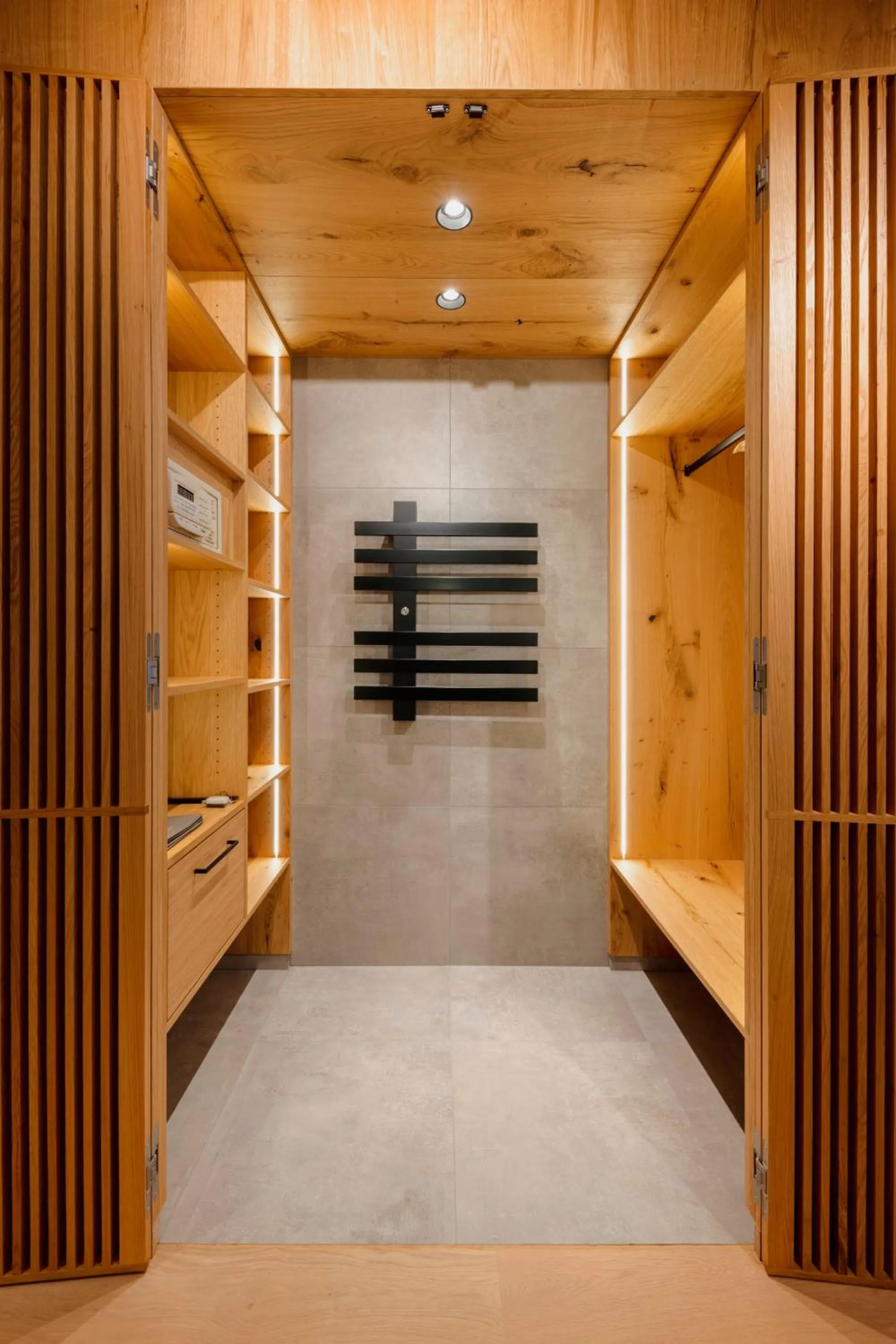 wardrobe in Hotel Schwarzer Adler - Sport & Spa