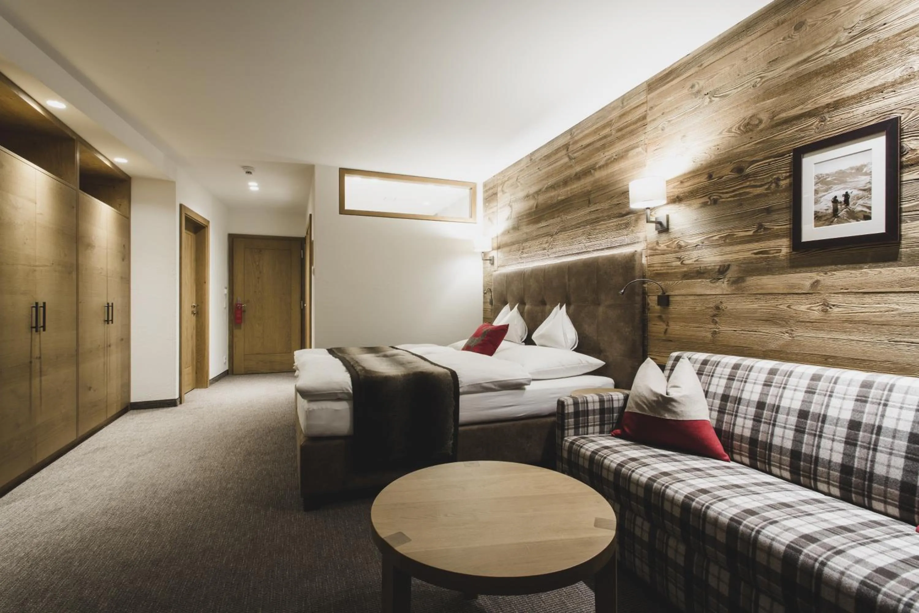 Photo of the whole room, Bed in Hotel Schwarzer Adler - Sport & Spa