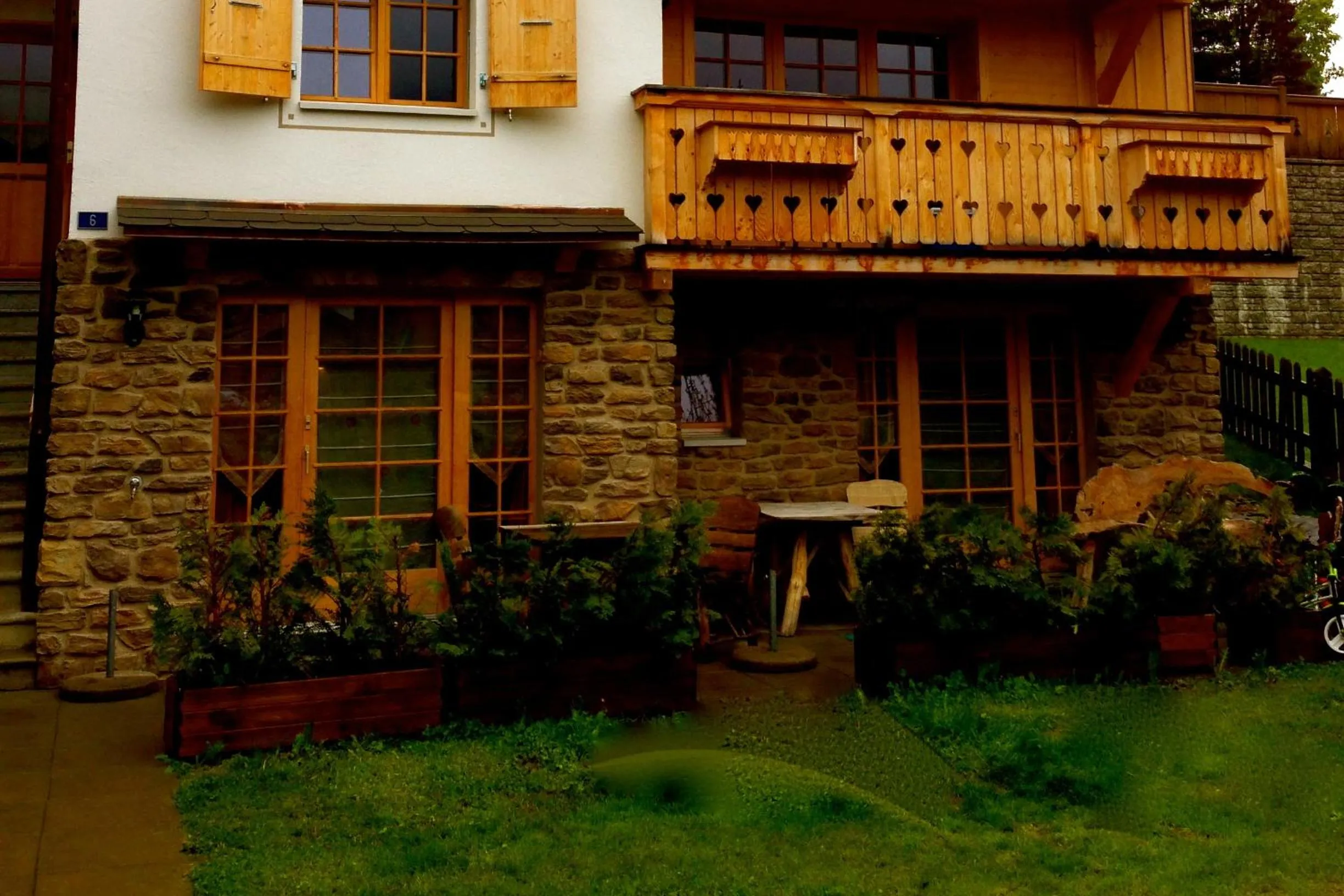 Garden view in Auberge de la poste