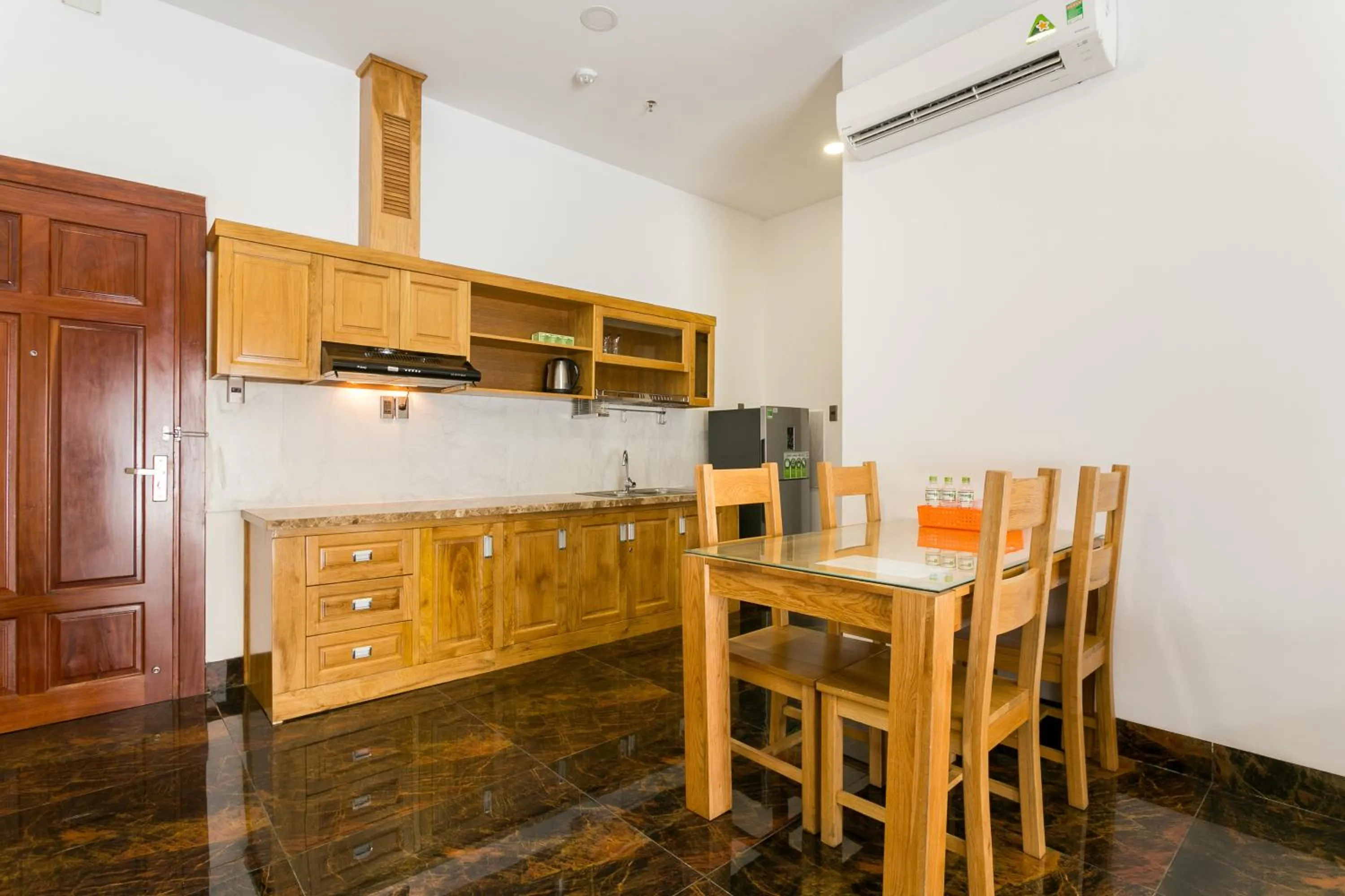 Kitchen or kitchenette in Kim Minh Apartment & Hotel
