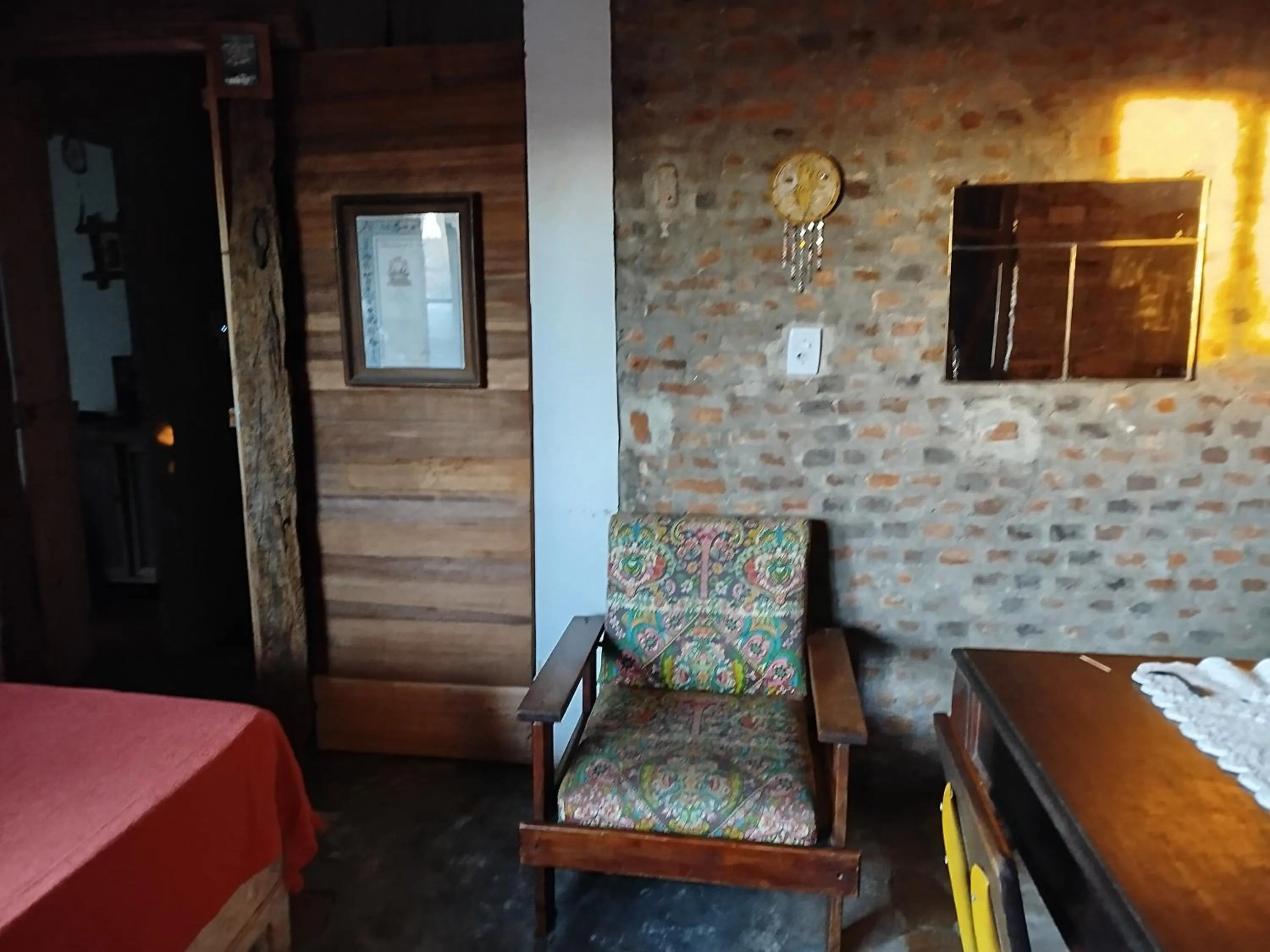 Property building in Chalé de Pedra - Hospedaria