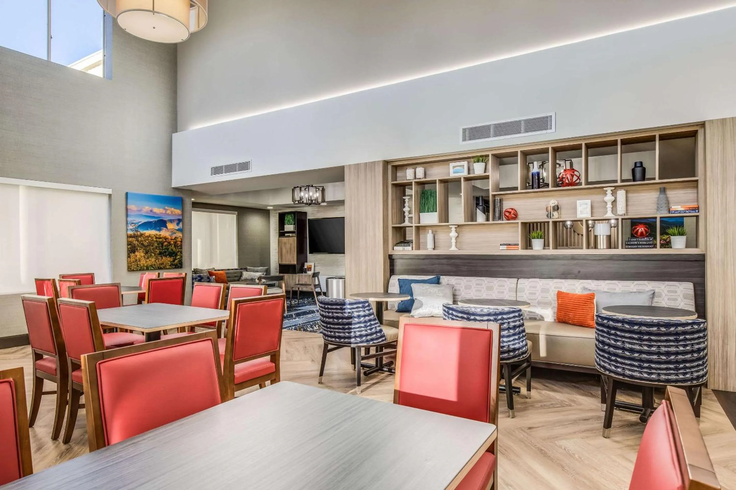Restaurant/places to eat in Comfort Inn & Suites Brevard North