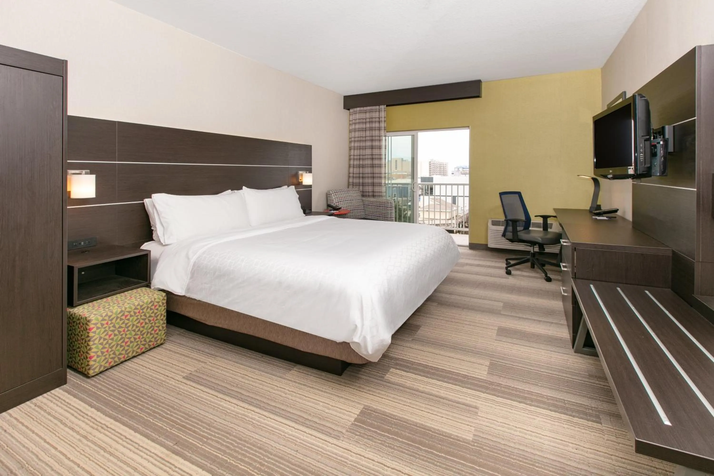 Photo of the whole room, Bed in Holiday Inn Express Hotel & Suites Seaside Convention Center by IHG