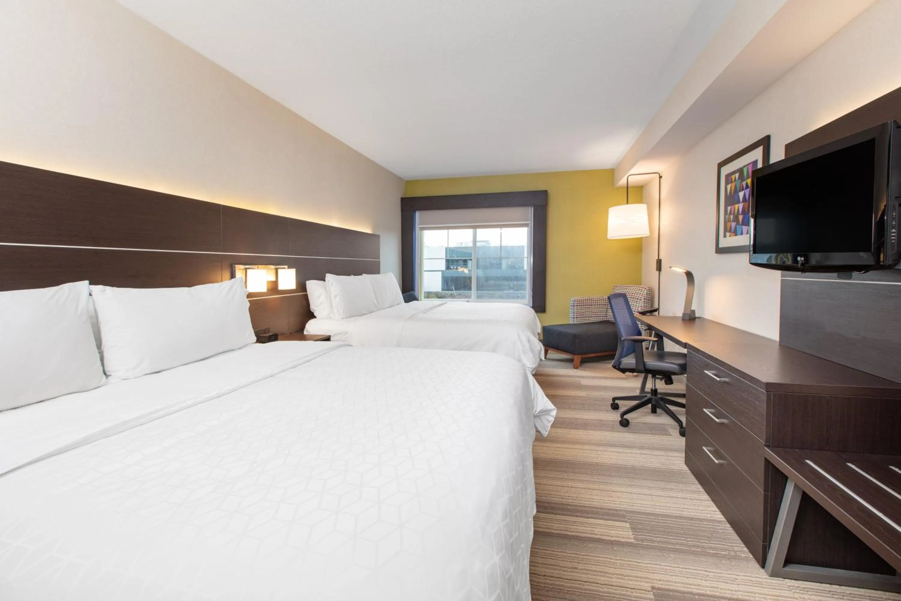 Photo of the whole room, Bed in Holiday Inn Express Hotel & Suites Seaside Convention Center by IHG
