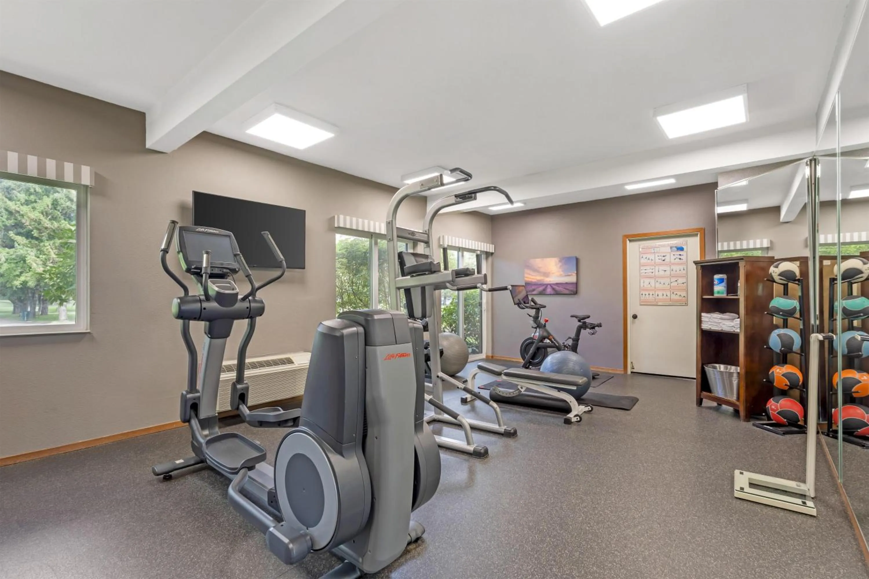 Fitness centre/facilities in Best Western Plus Plaza by the Green