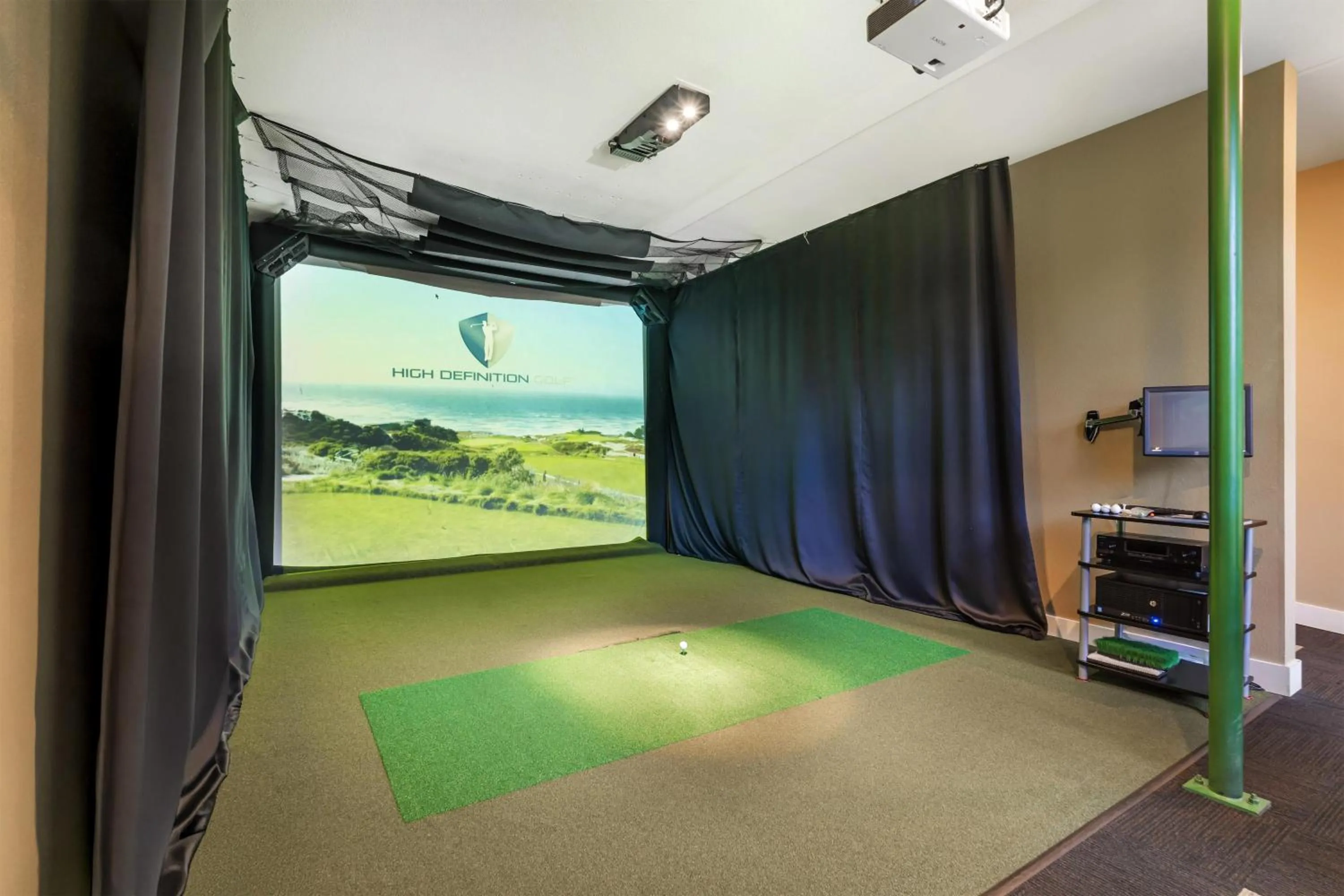 Golfcourse in Best Western Plus Plaza by the Green