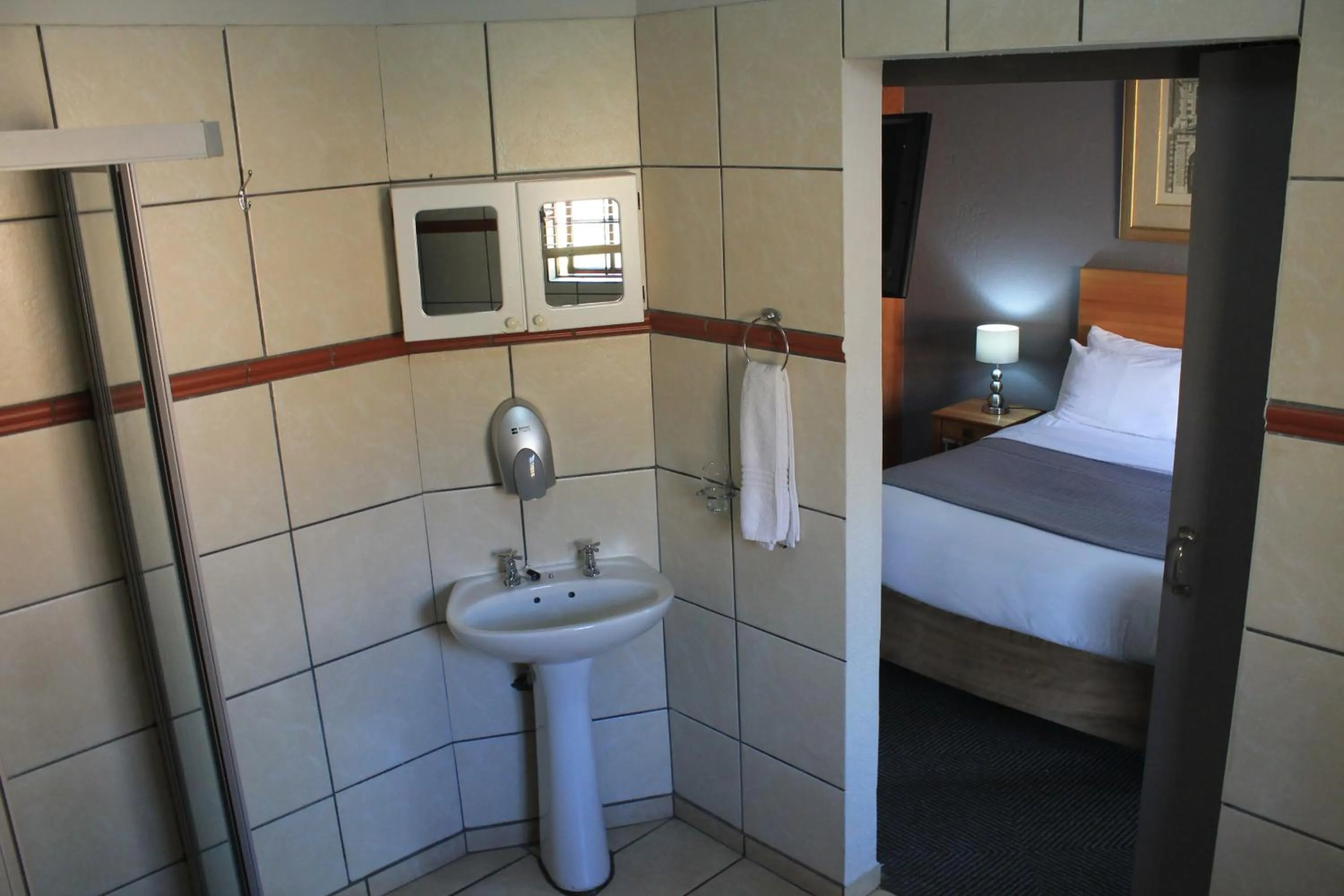 Bathroom in Nelspruit Lodge