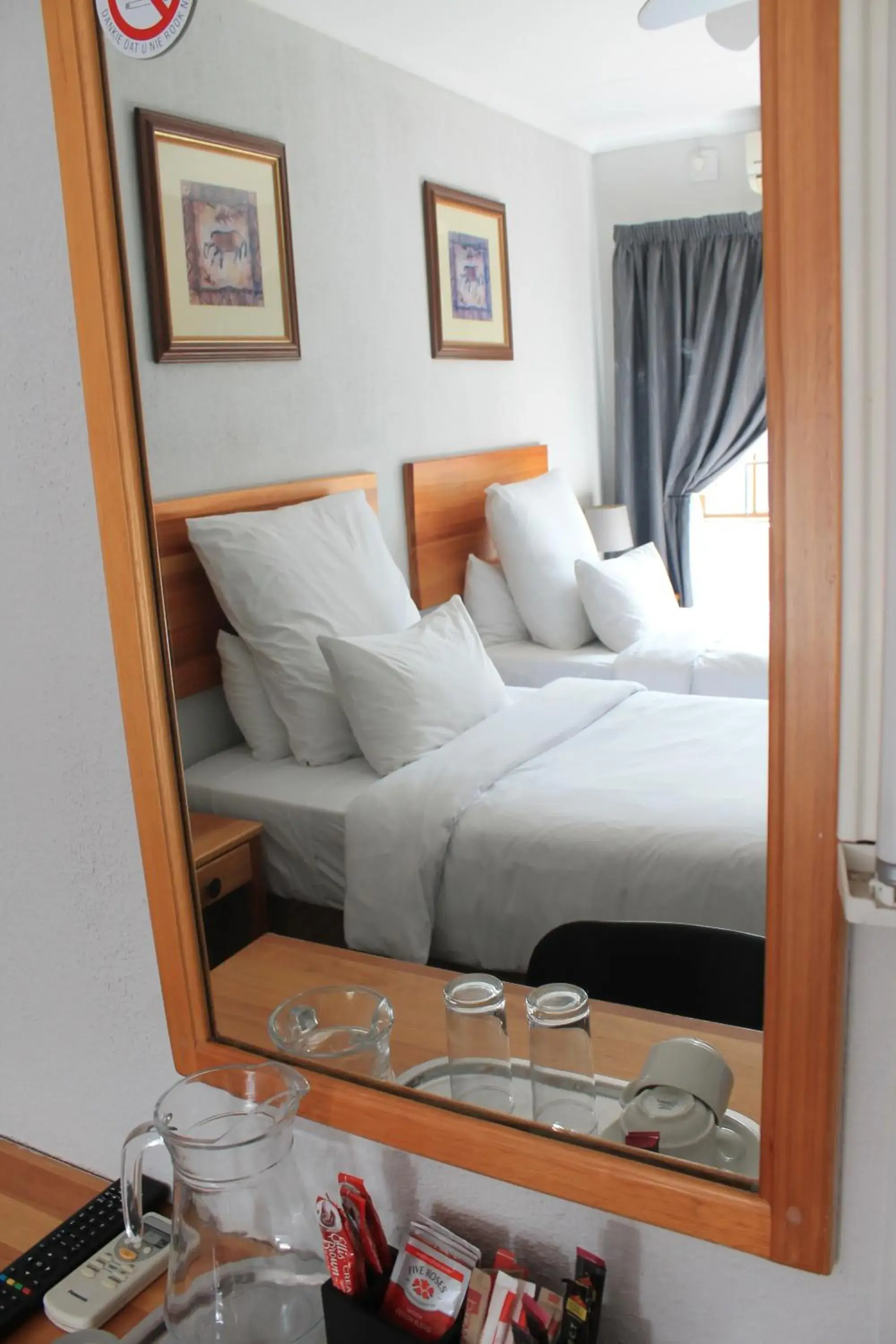 Standard Twin Room in Nelspruit Lodge Standard Twin Room in Nelspruit Lodge