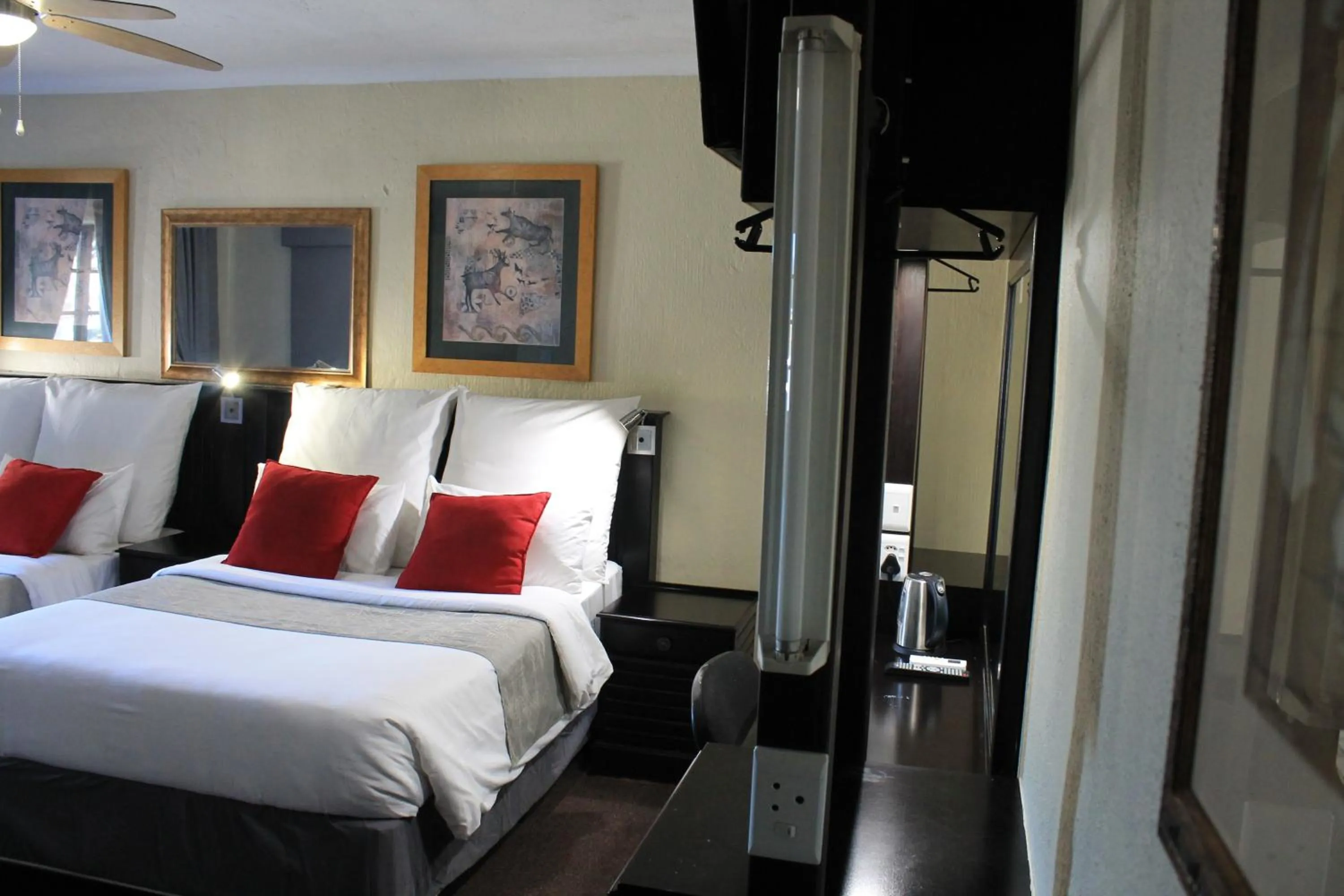 Bedroom in Nelspruit Lodge