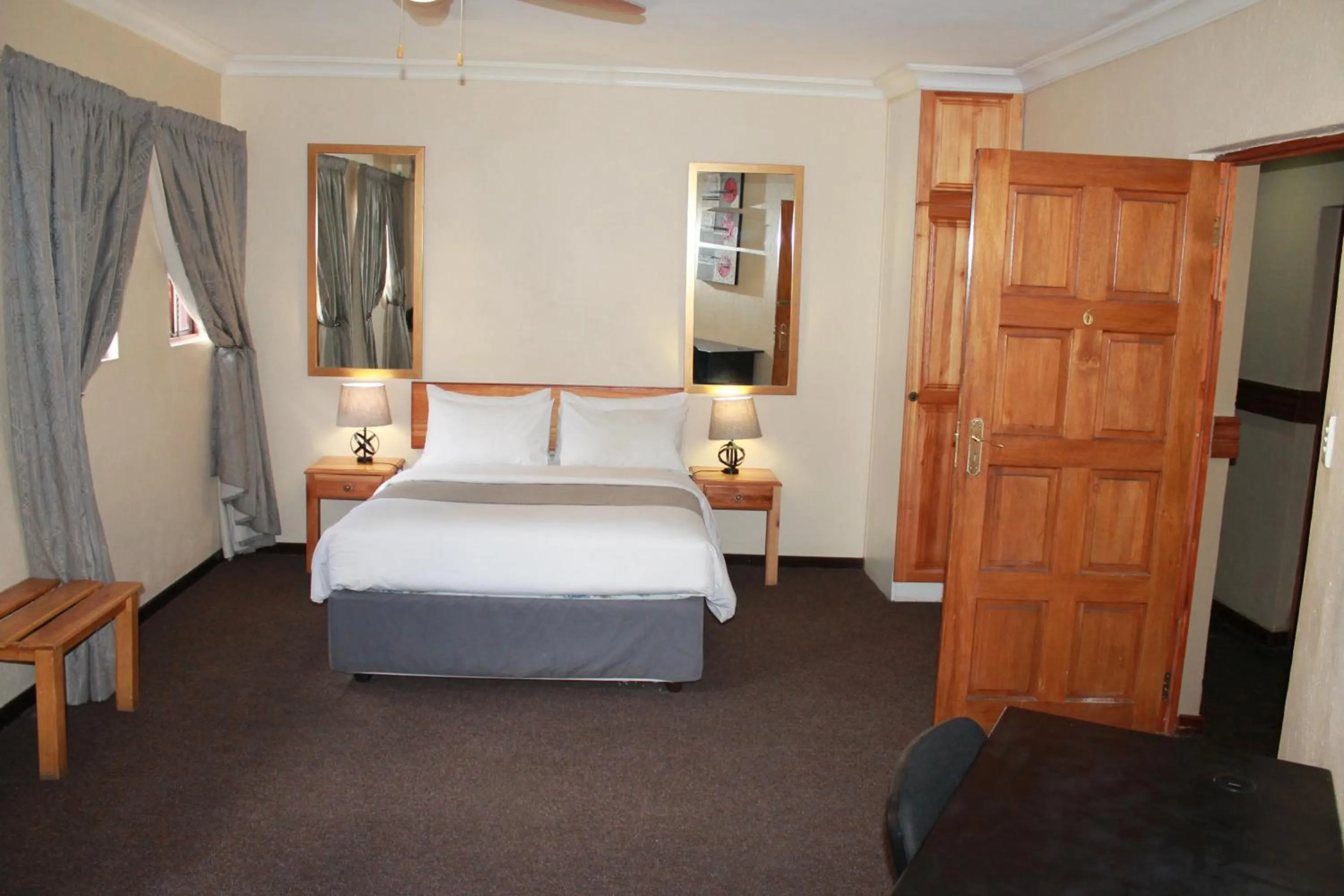 Bedroom in Nelspruit Lodge