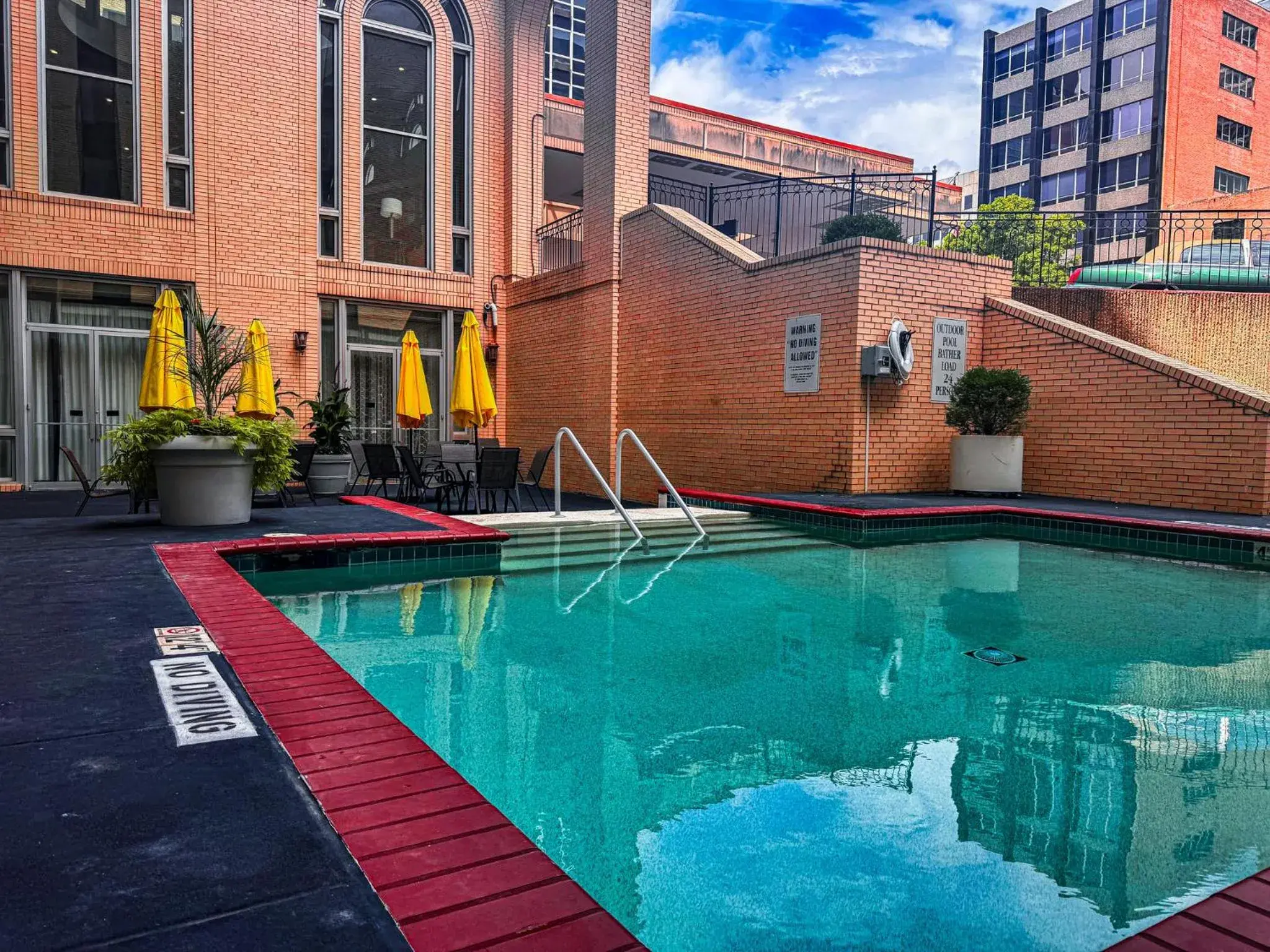 Swimming pool in Clayton Plaza Hotel & Extended Stay Swimming pool in Clayton Plaza Hotel & Extended Stay