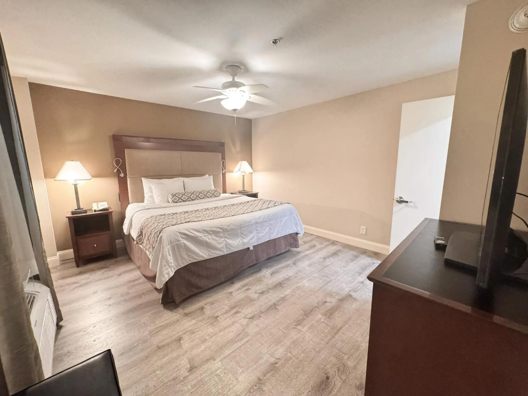 Bed in Clayton Plaza Hotel & Extended Stay