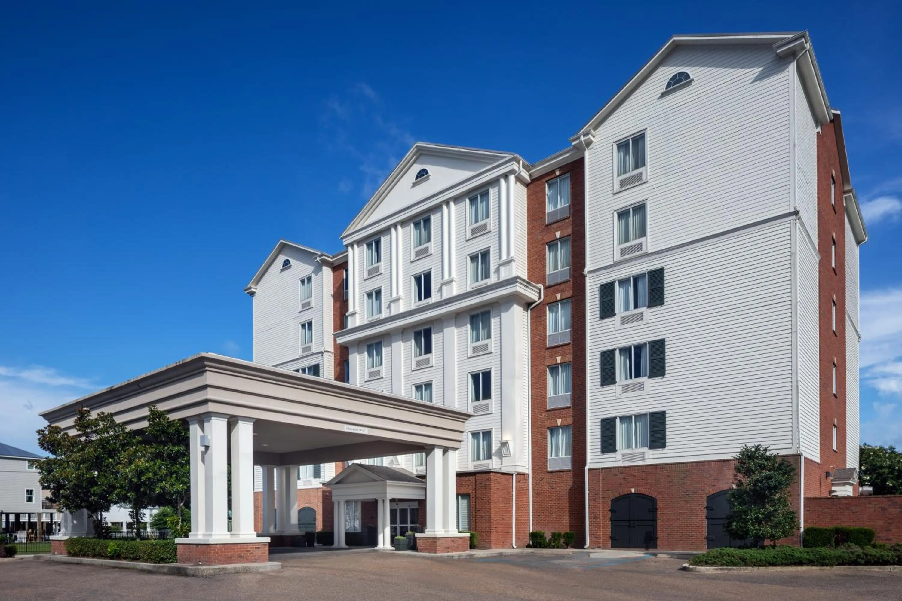 Property building in The Inn at Long Beach