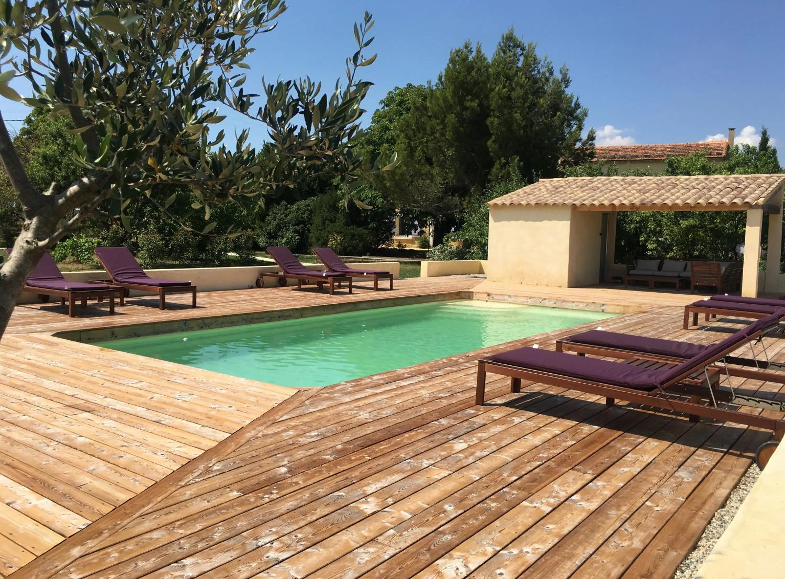 Patio in La Datcha Delicatessen