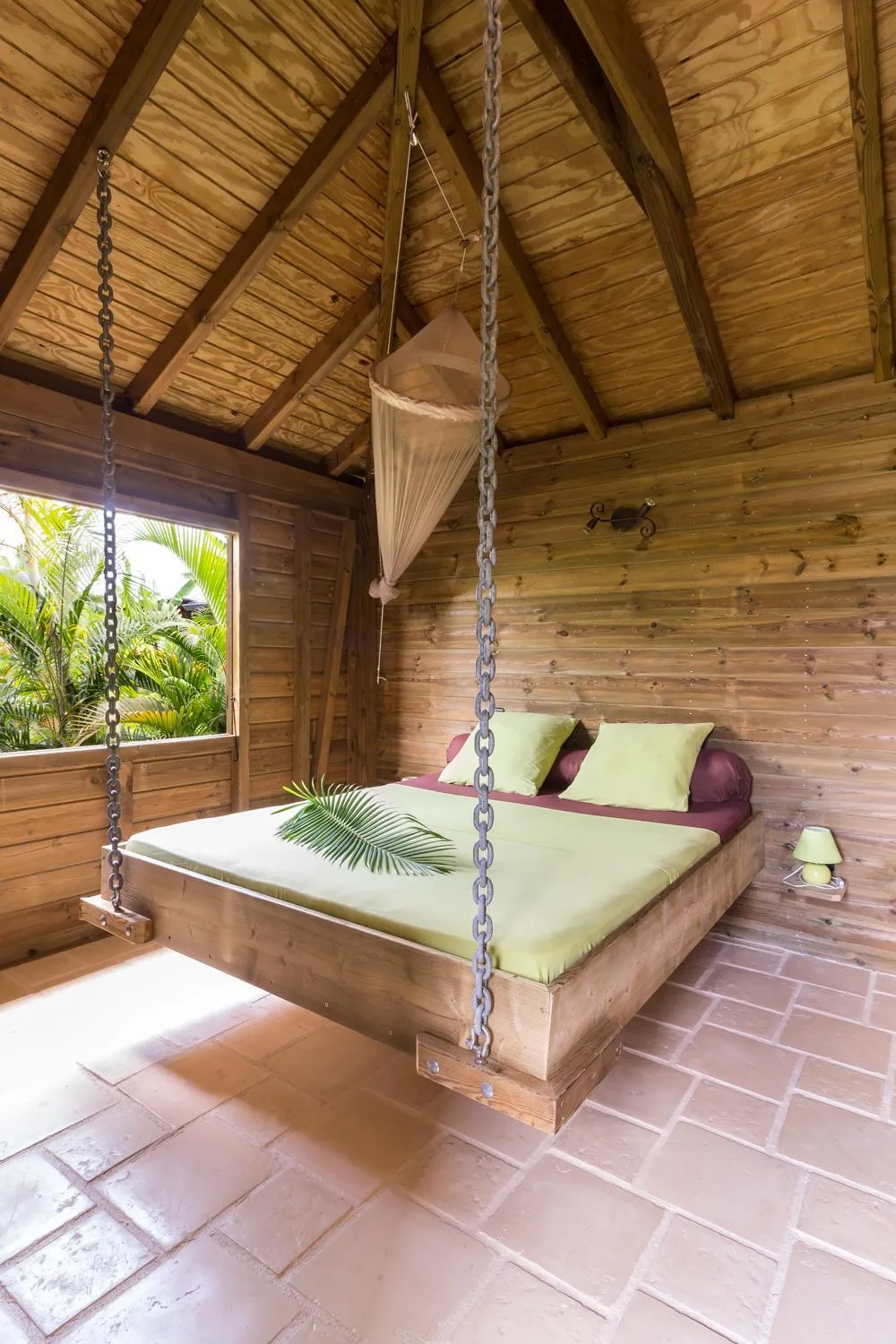 Bed in Iguana Ecolodge