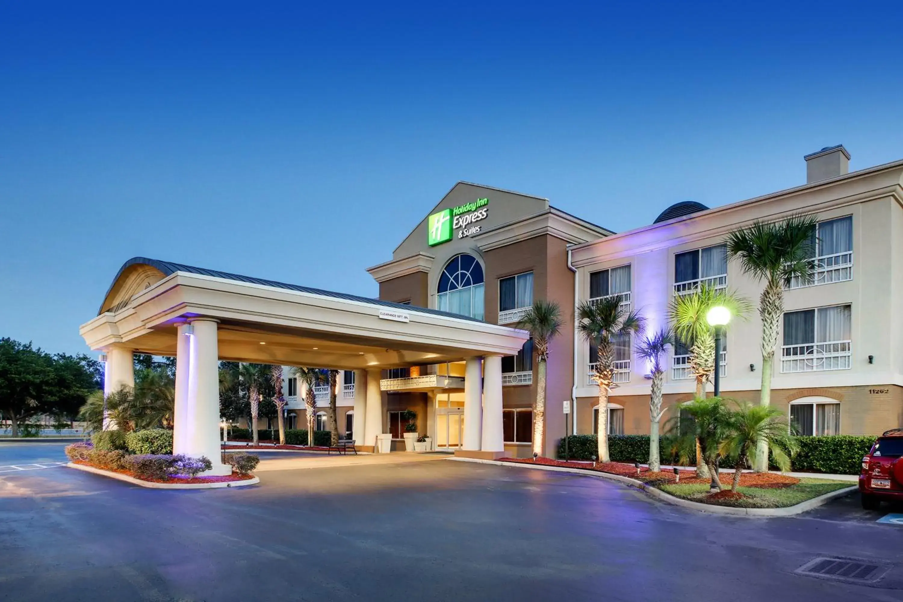 Property building in Holiday Inn Express & Suites Jacksonville South - I-295 by IHG Property building in Holiday Inn Express & Suites Jacksonville South - I-295 by IHG