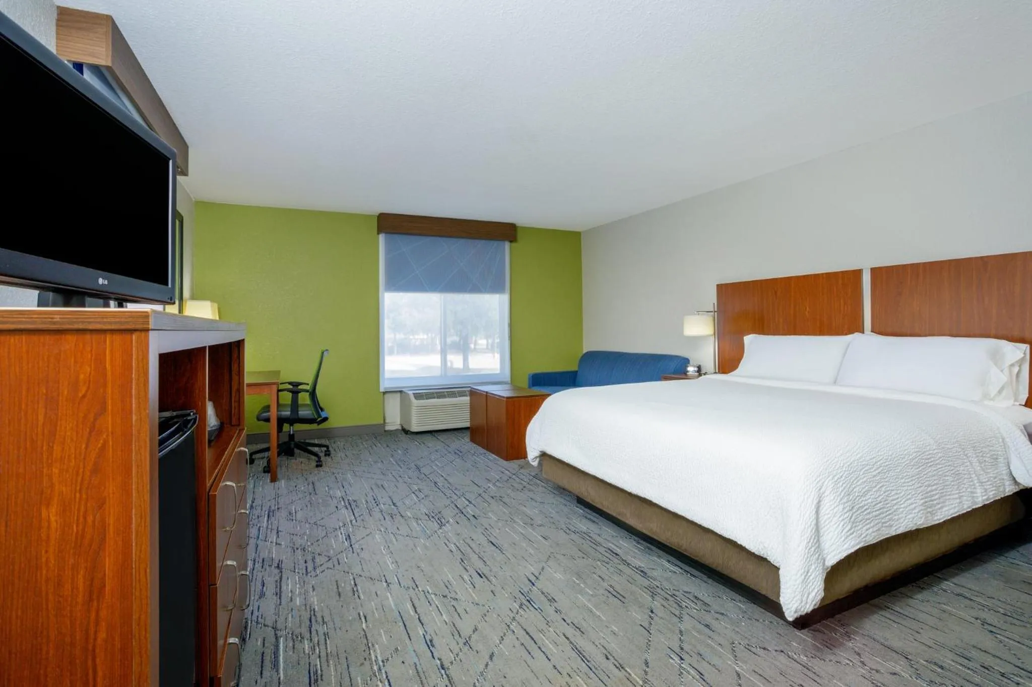 Photo of the whole room, Bed in Holiday Inn Express & Suites Jacksonville South - I-295 by IHG