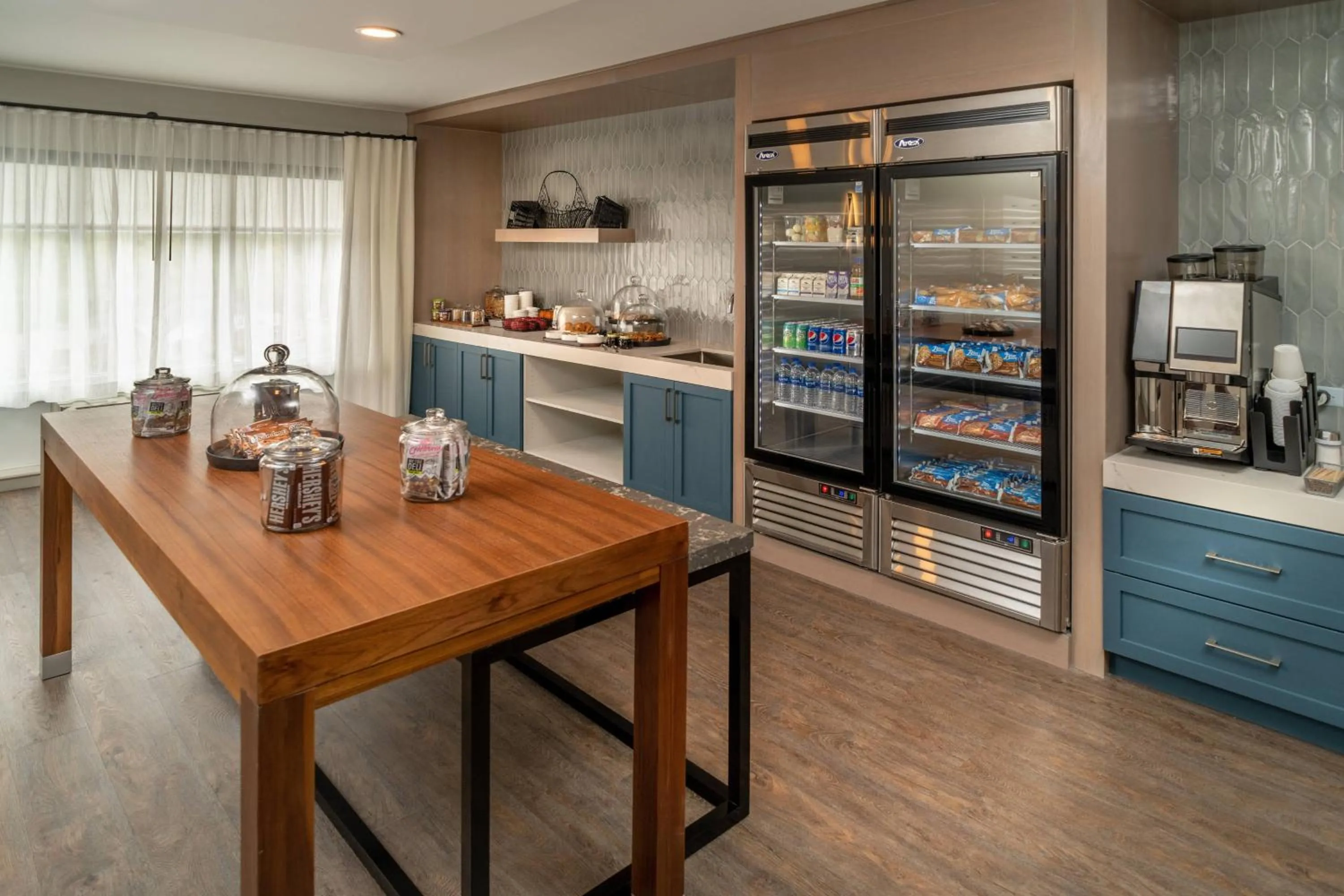 Other in Delta Hotels by Marriott Huntington Mall