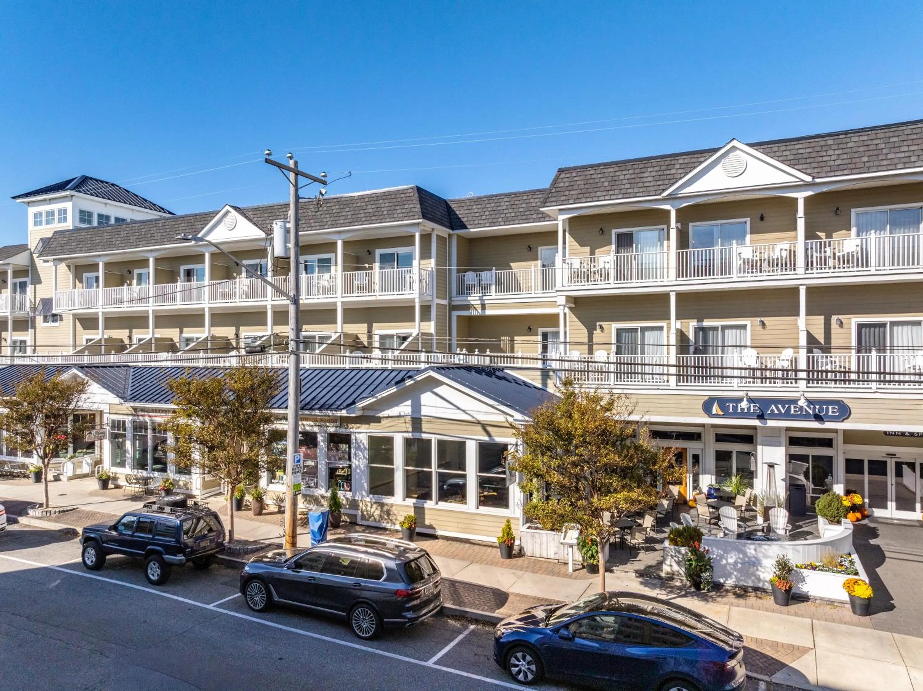 Property building in Avenue Inn & Spa