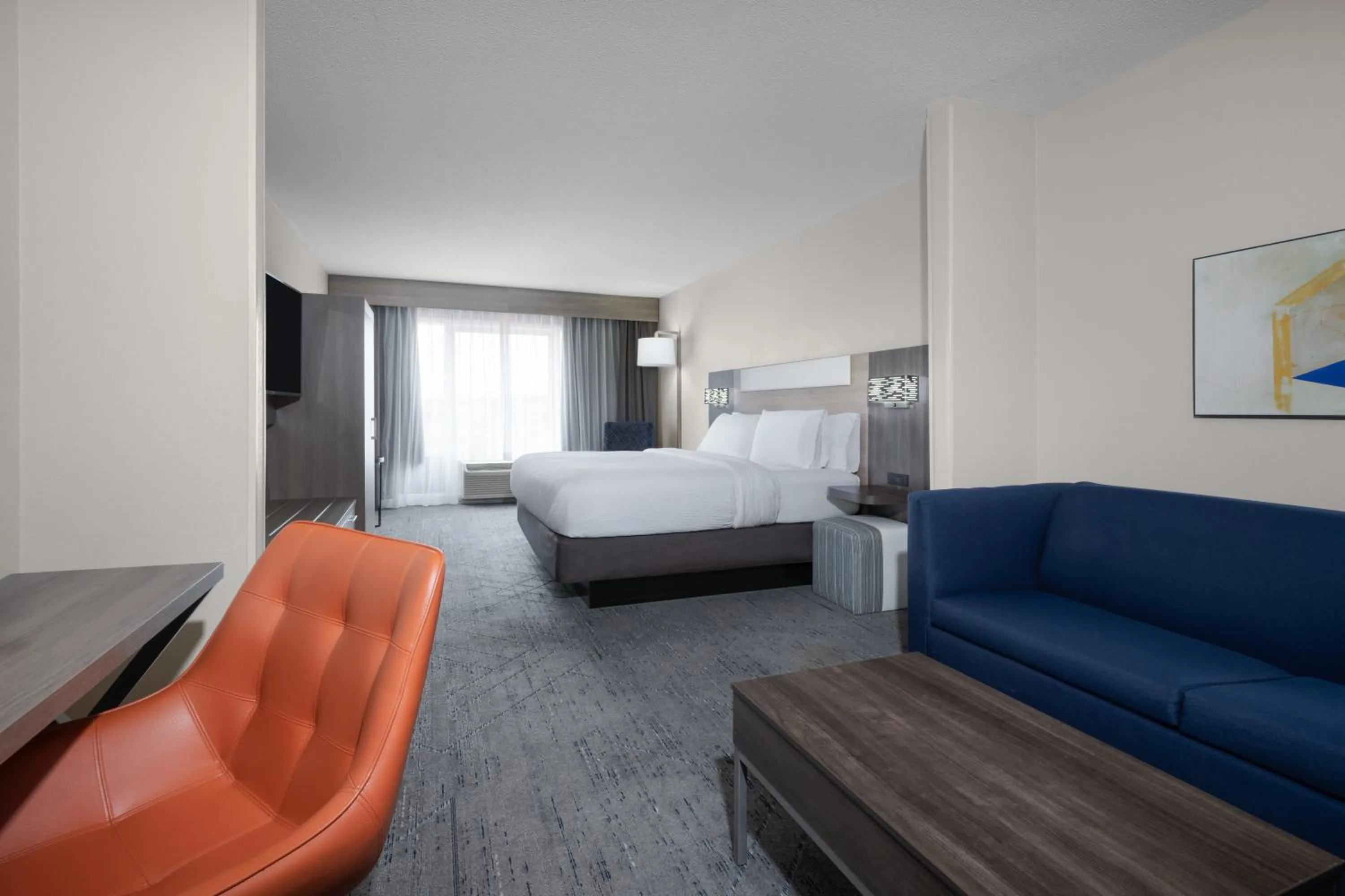 Bedroom, Bed in Holiday Inn Express Pembroke by IHG