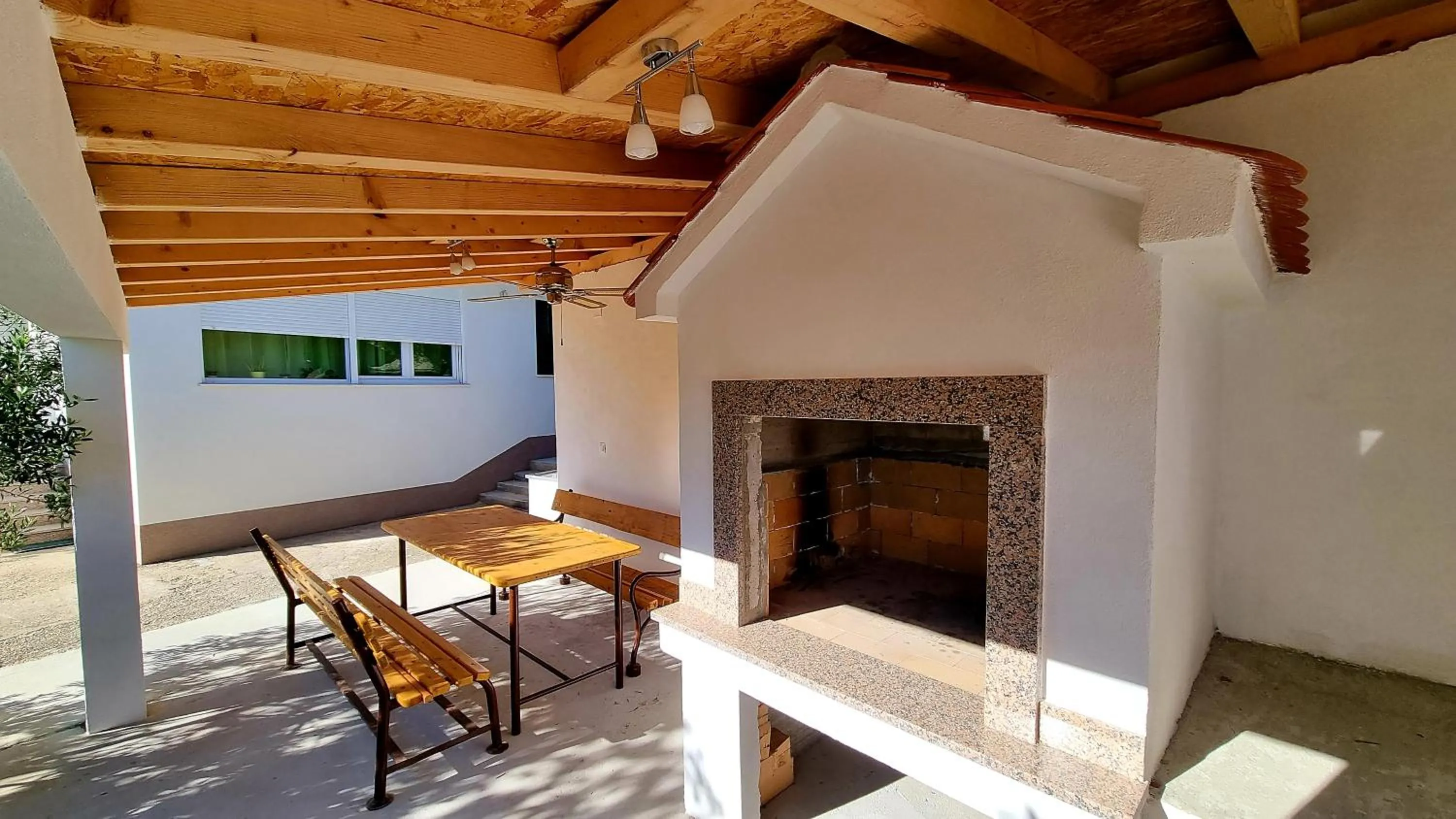 Apartments Bava
