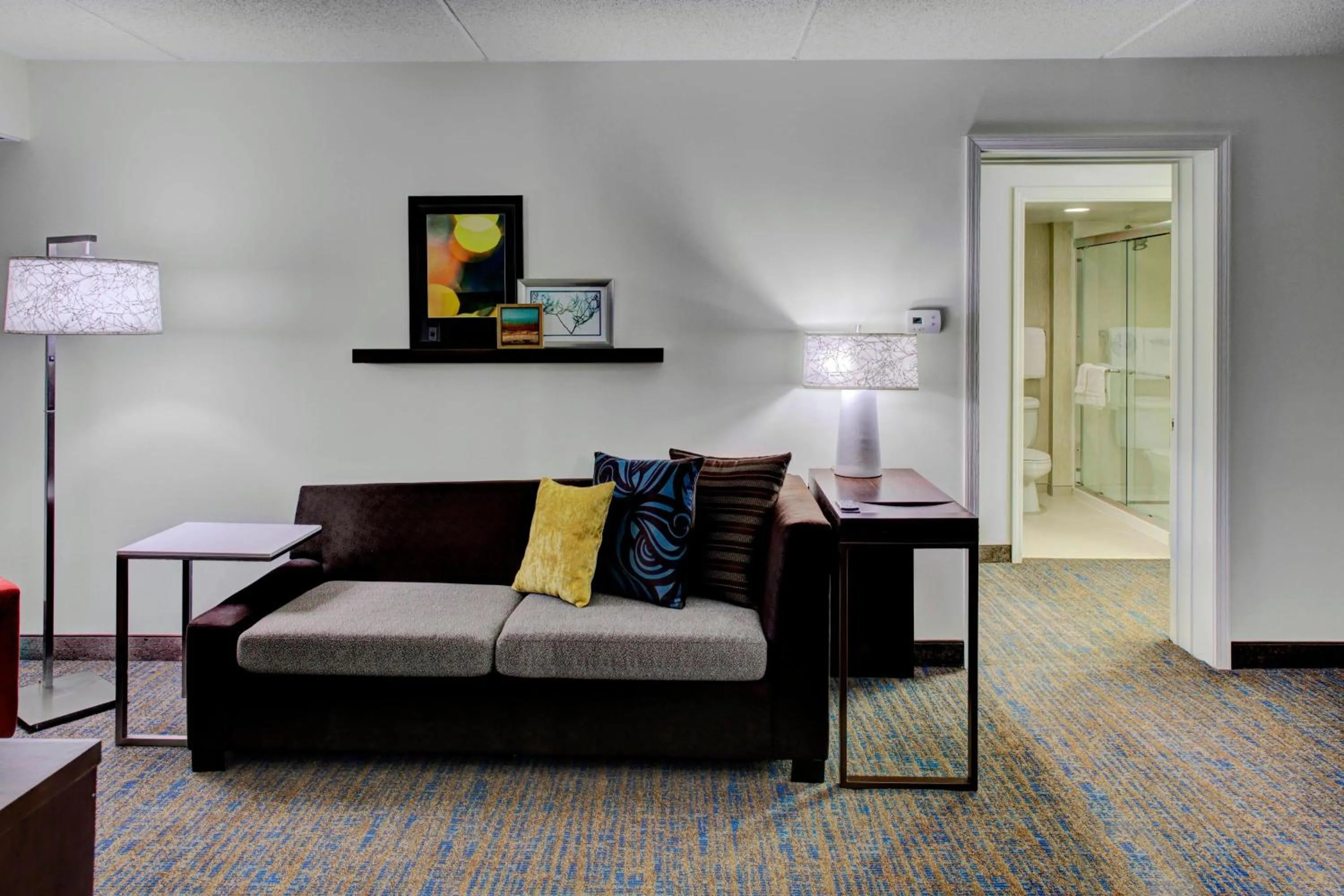 Living room in Residence Inn by Marriott Cleveland Mentor
