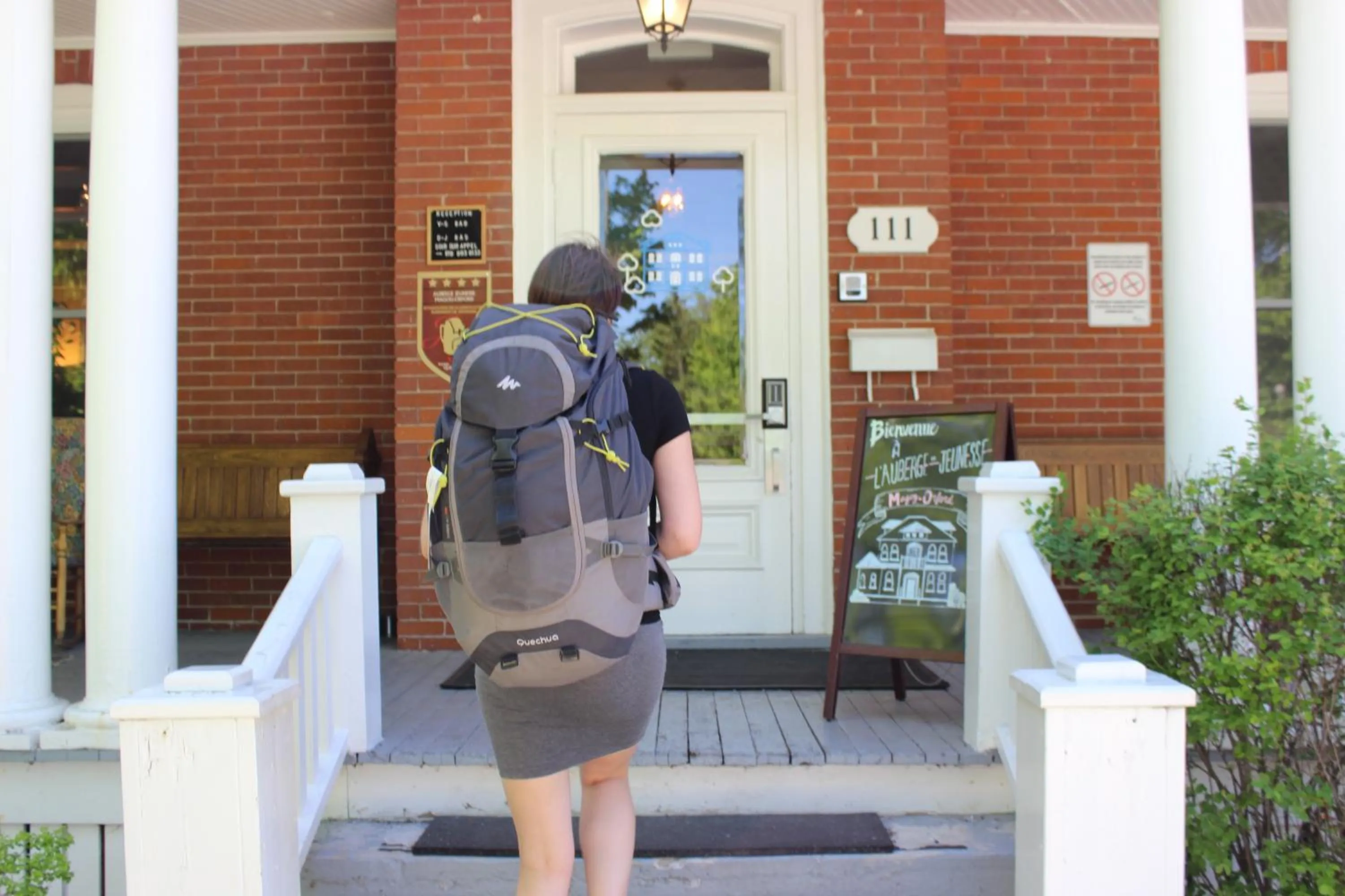 Staff in Auberge de Jeunesse Magog-Orford Hostel