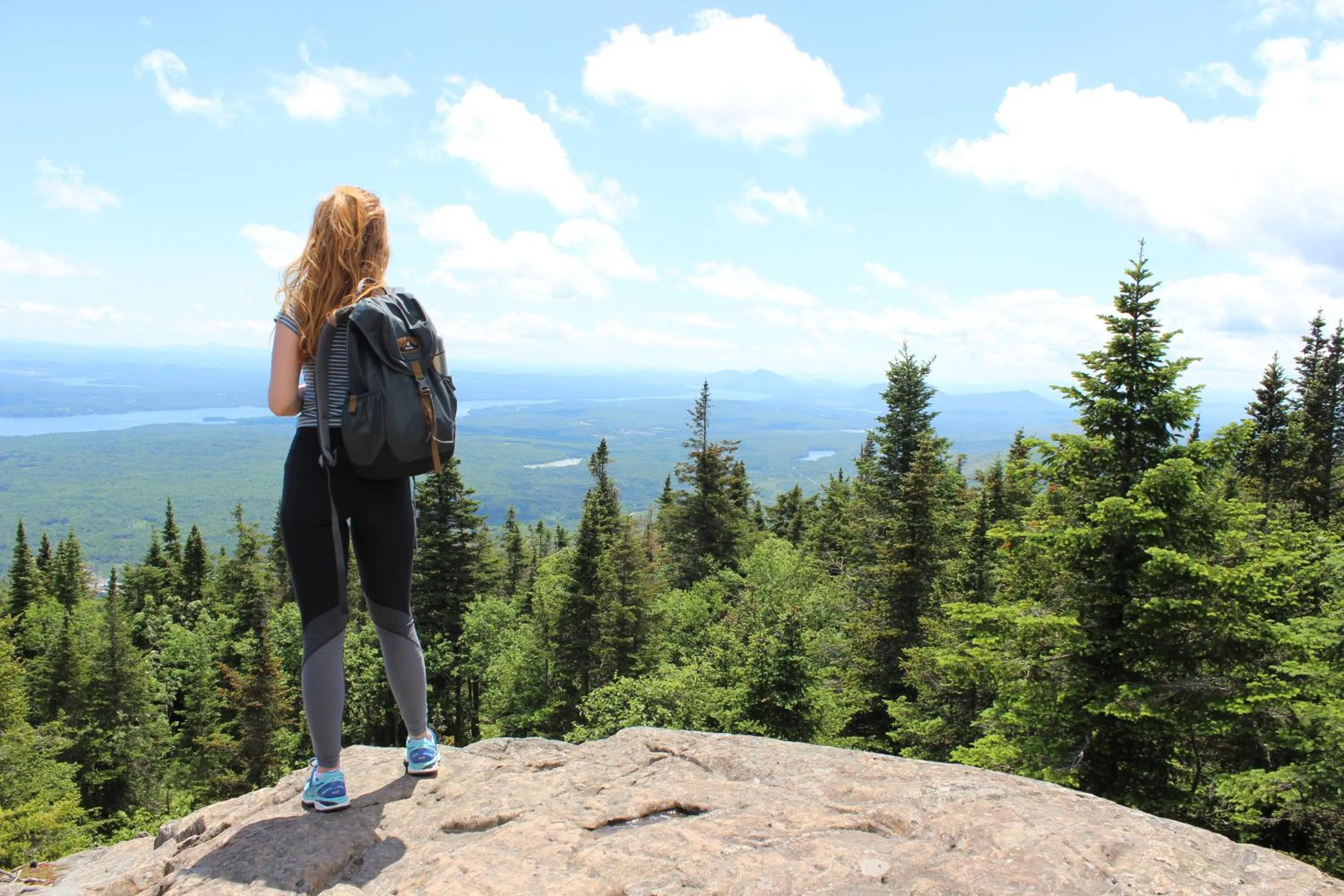 Hiking in Auberge de Jeunesse Magog-Orford Hostel