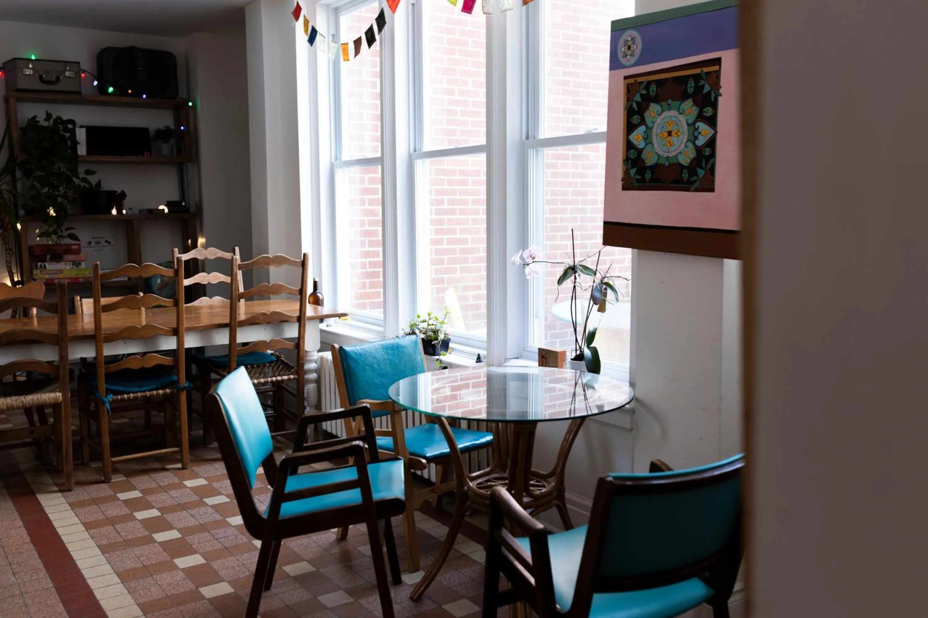 Seating area in Auberge de Jeunesse Magog-Orford Hostel