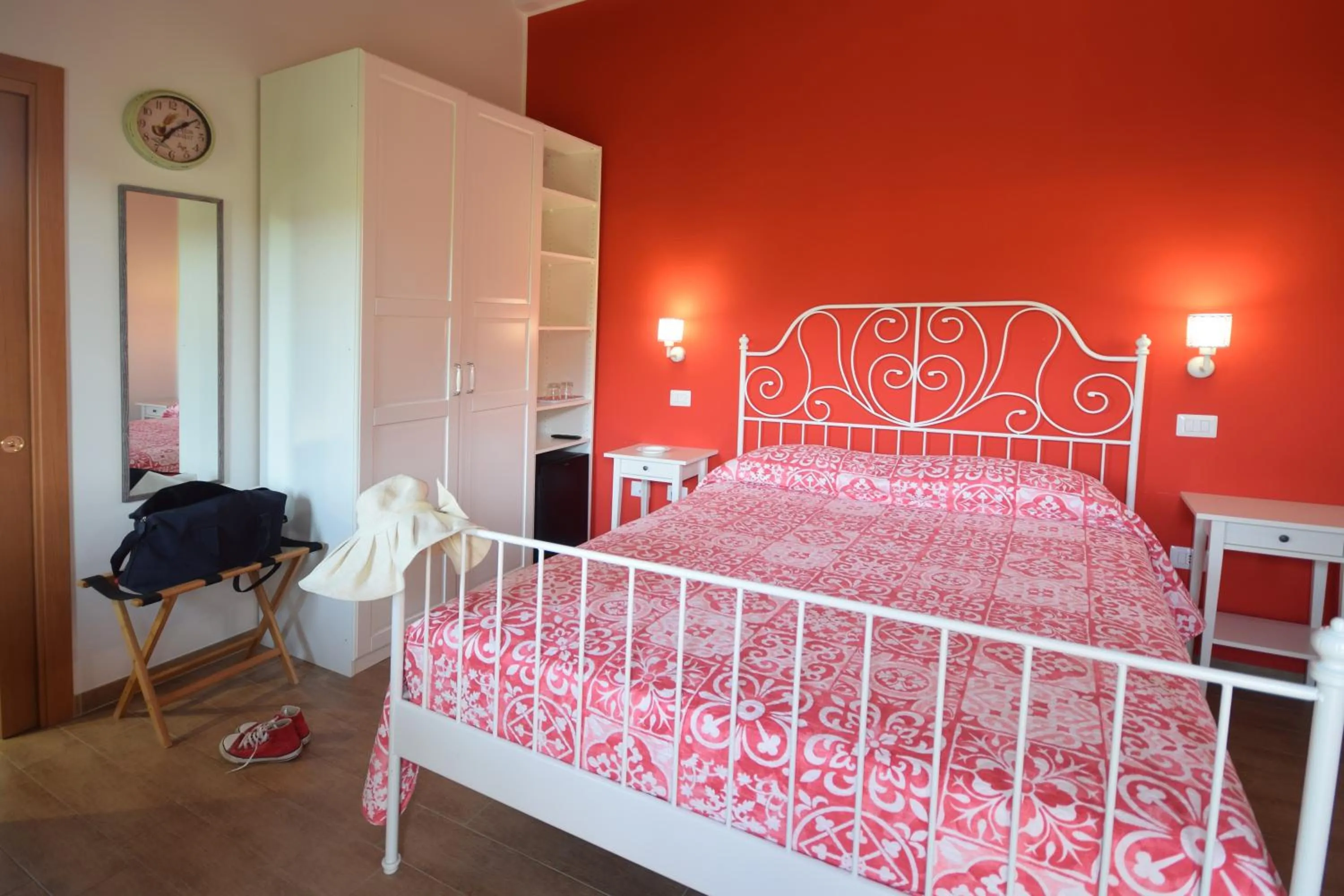 Bed in Country House Ciliegia Rossa