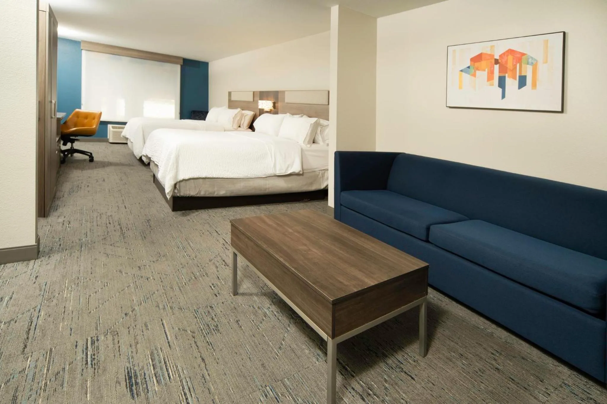 Photo of the whole room, Bed in Holiday Inn Express Hotel & Suites St. Charles by IHG