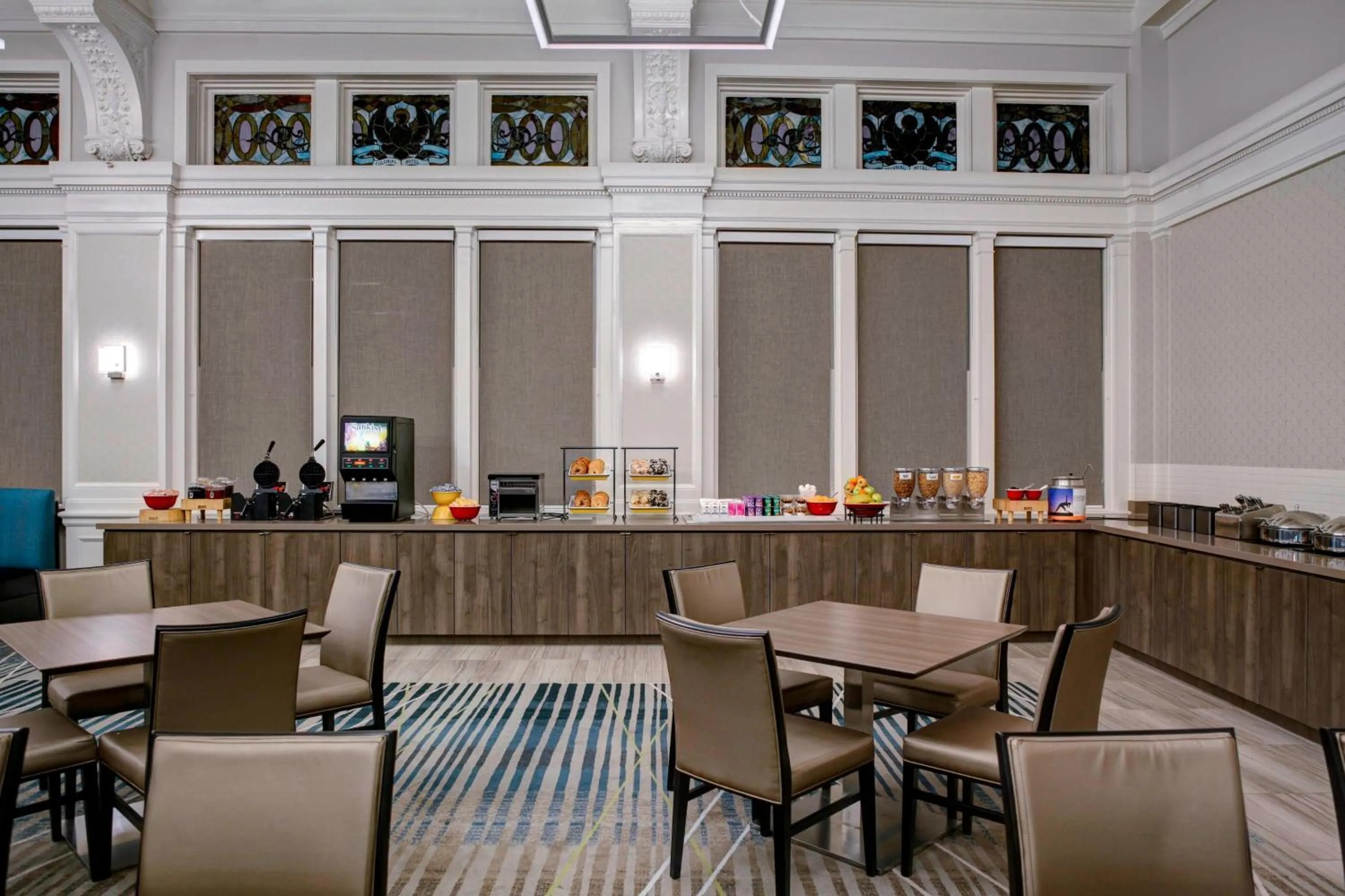Restaurant/places to eat in Residence Inn by Marriott Cleveland Downtown