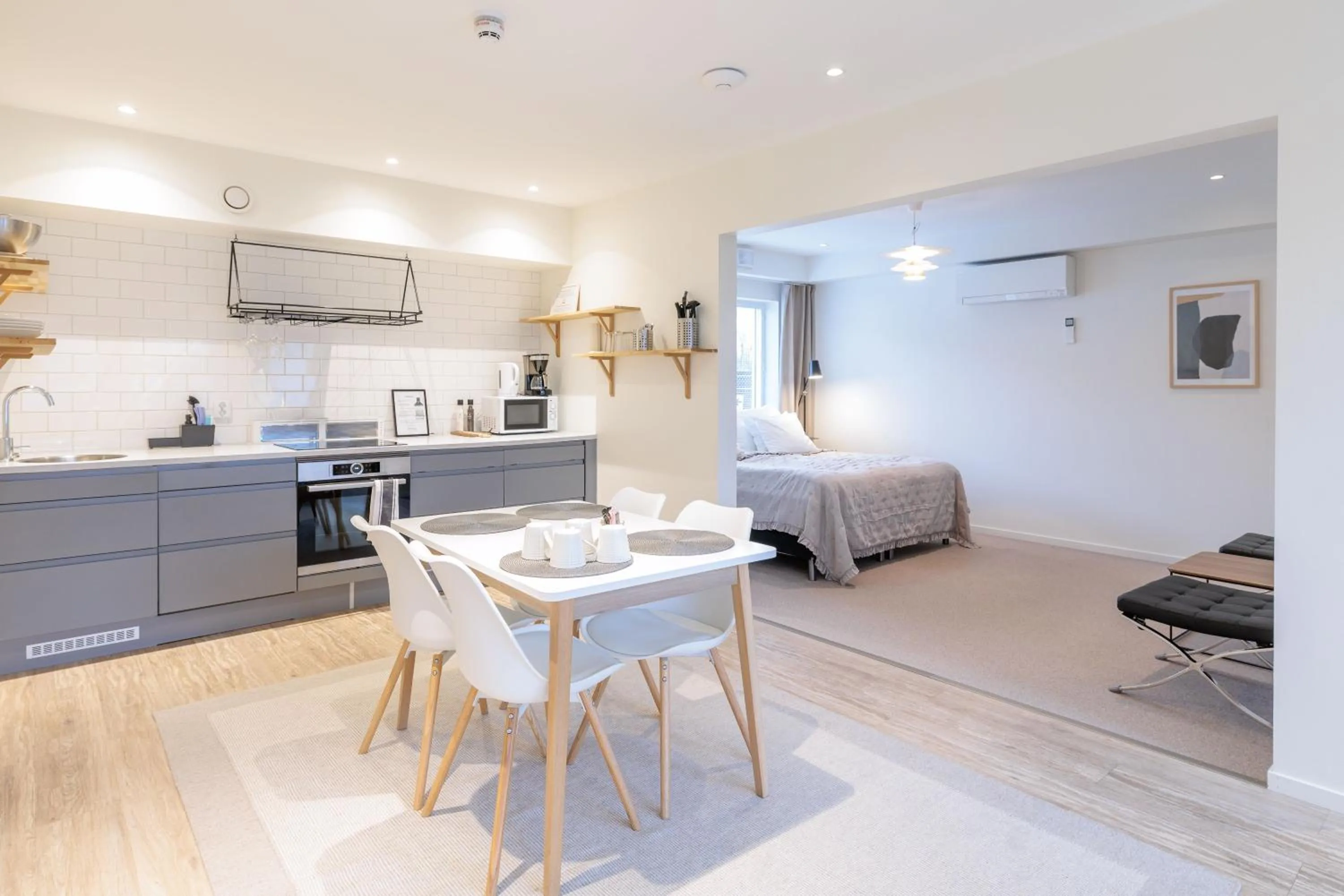 Photo of the whole room in Easy Livin' Apartment Hotel