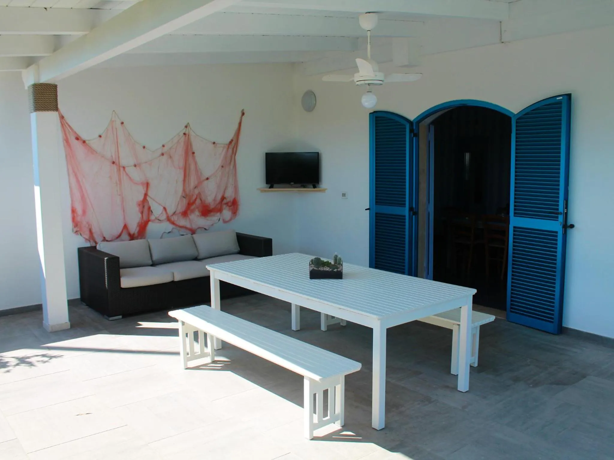 Dining area in Villa Perla di Mare