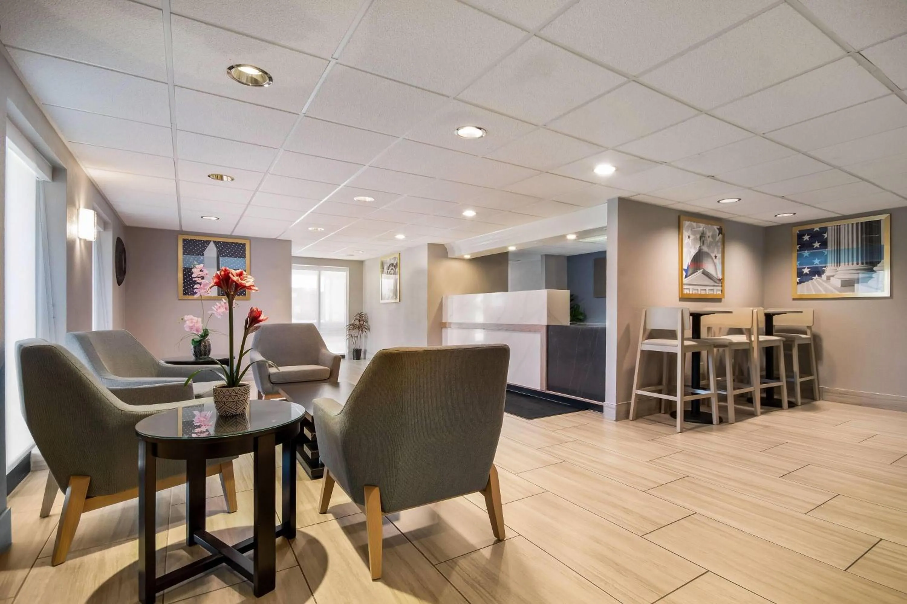 Lobby or reception in AmericInn by Wyndham Beloit