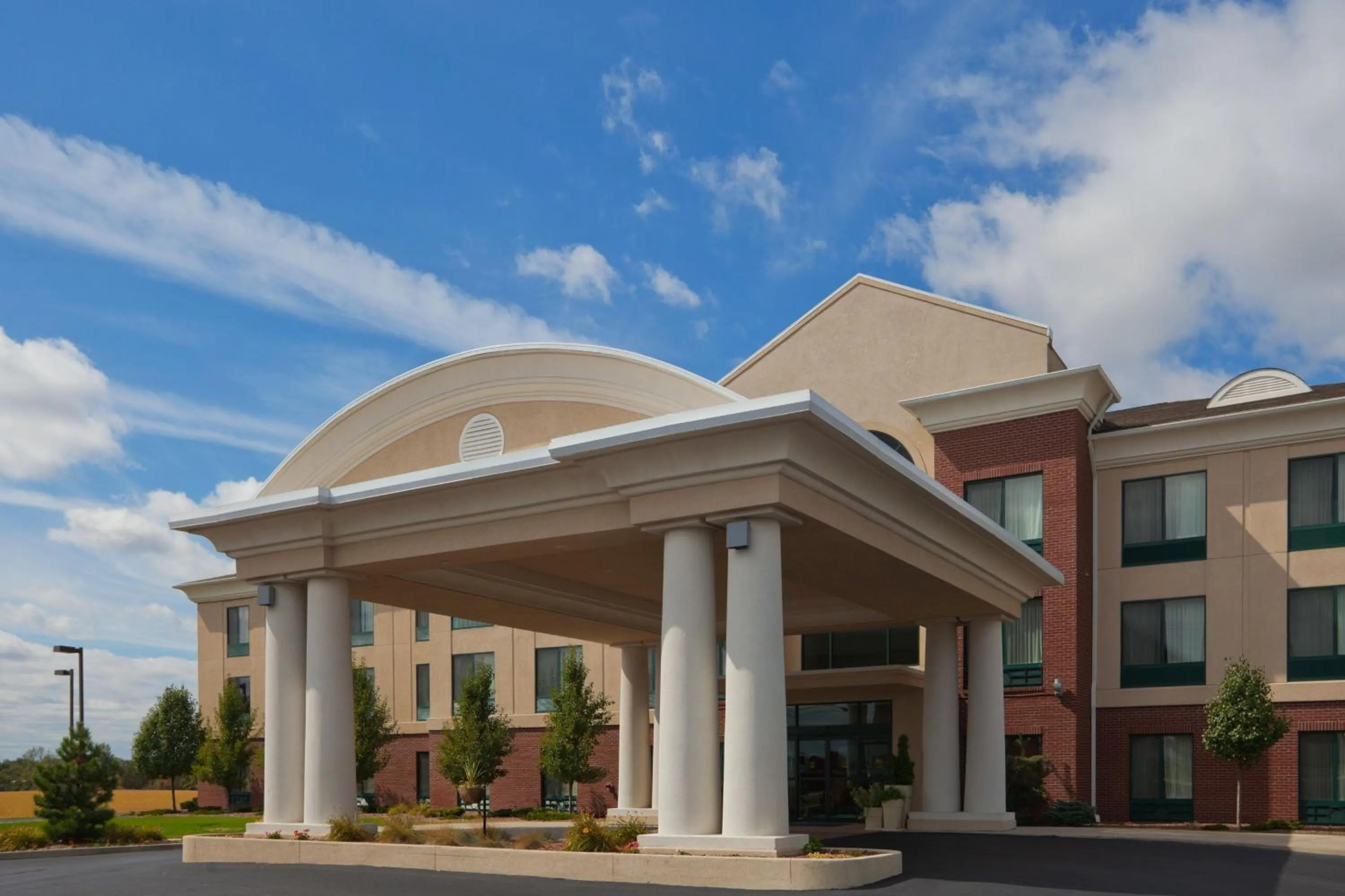 Property building in Holiday Inn Express Hotel & Suites Bryan-Montpelier by IHG