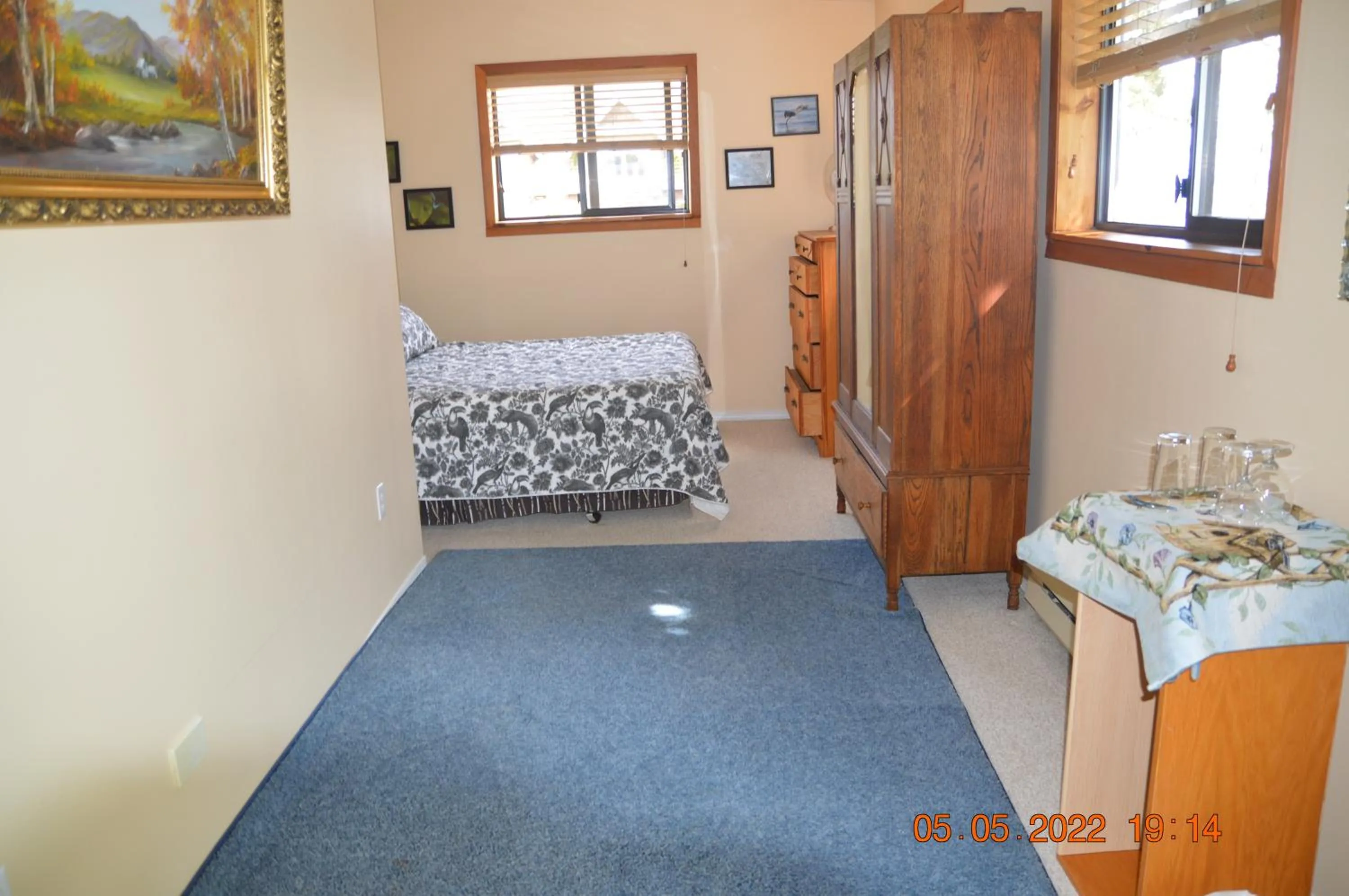 Property building, Bed in Estuary House Reflexology B&B