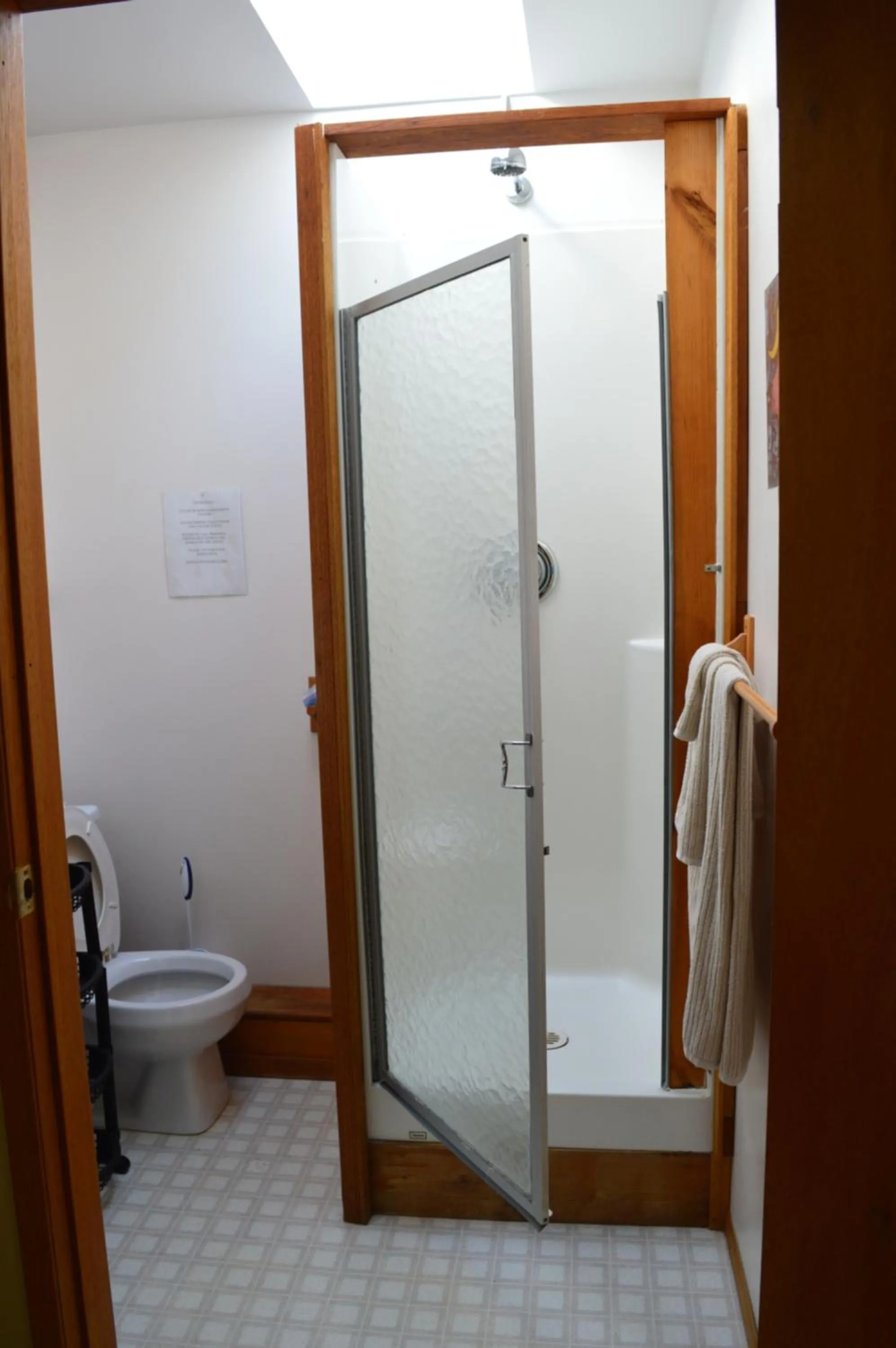 Bathroom in Estuary House Reflexology B&B