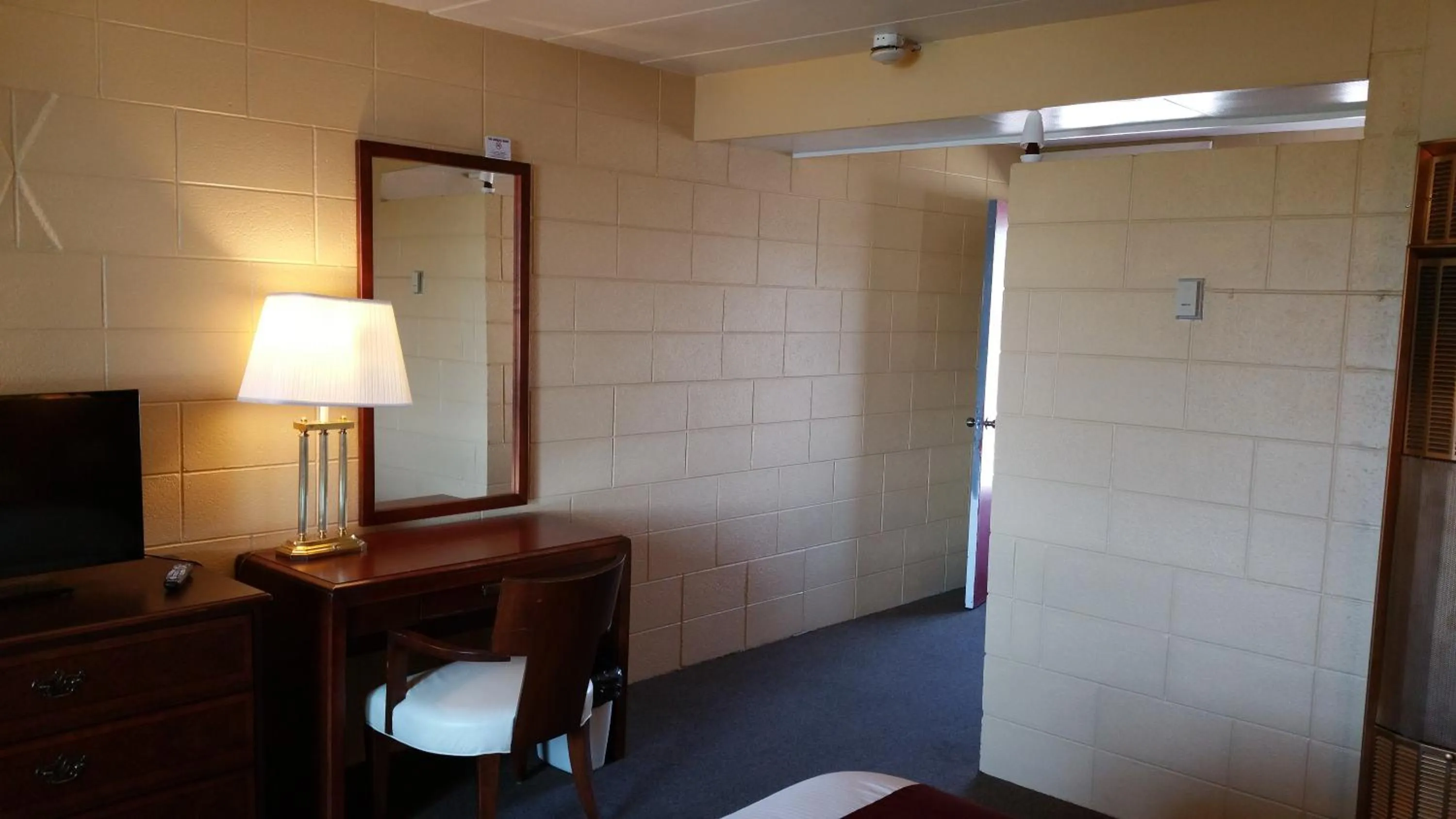 Bathroom in Riverview Motel