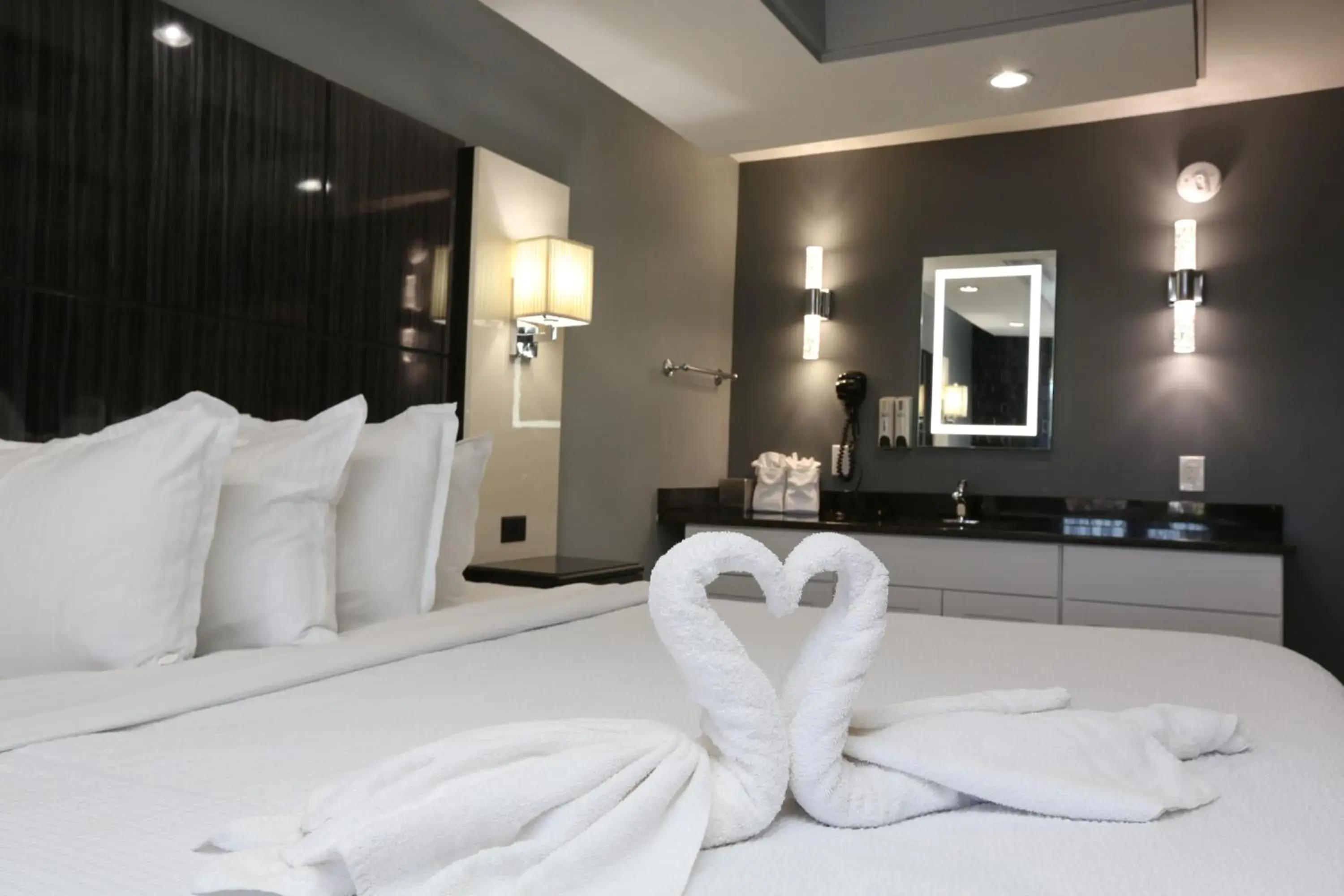 Photo of the whole room, Bed in Historic Waterfront Marion Motor Lodge in downtown St Augustine Photo of the whole room, Bed in Historic Waterfront Marion Motor Lodge in downtown St Augustine