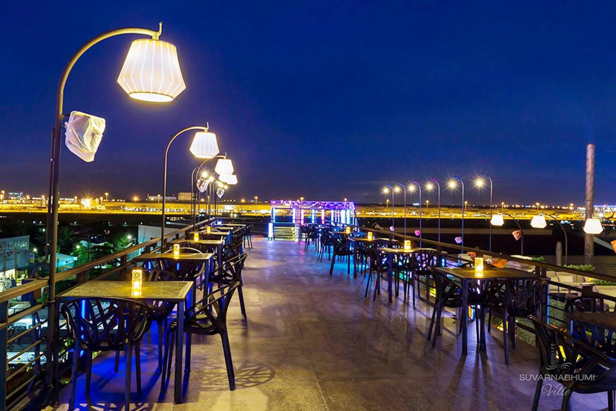 Restaurant/places to eat in Suvarnabhumi Ville Airport Hotel