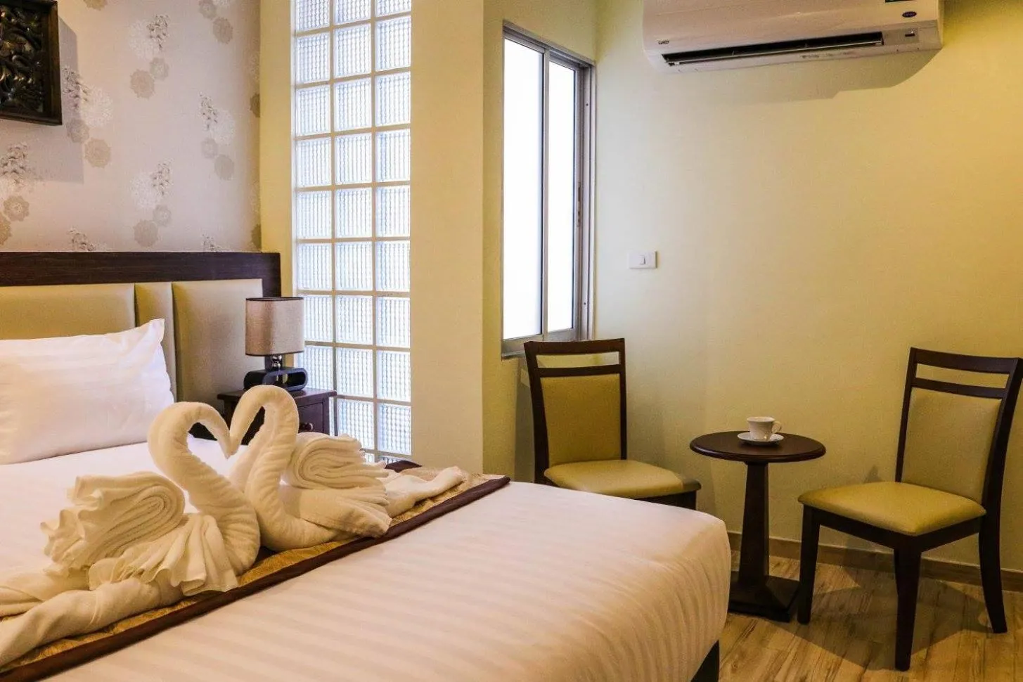 Bedroom, Bed in Suvarnabhumi Ville Airport Hotel