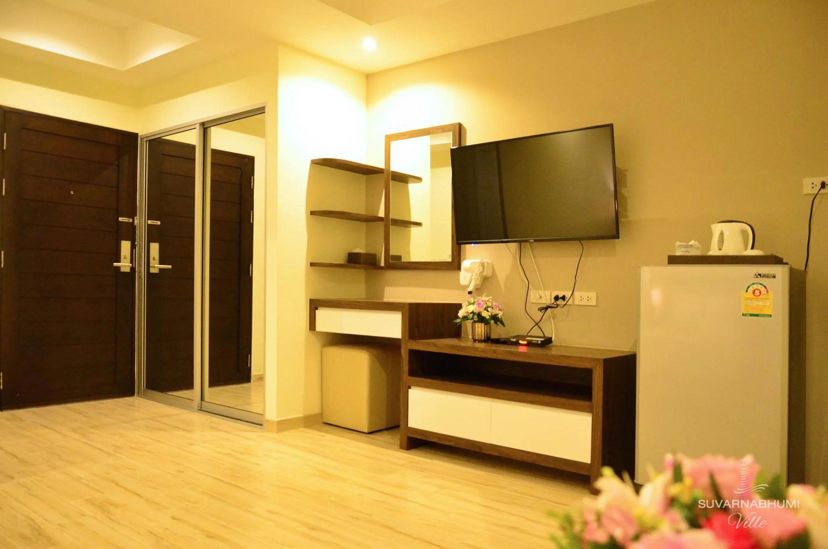 Bedroom in Suvarnabhumi Ville Airport Hotel