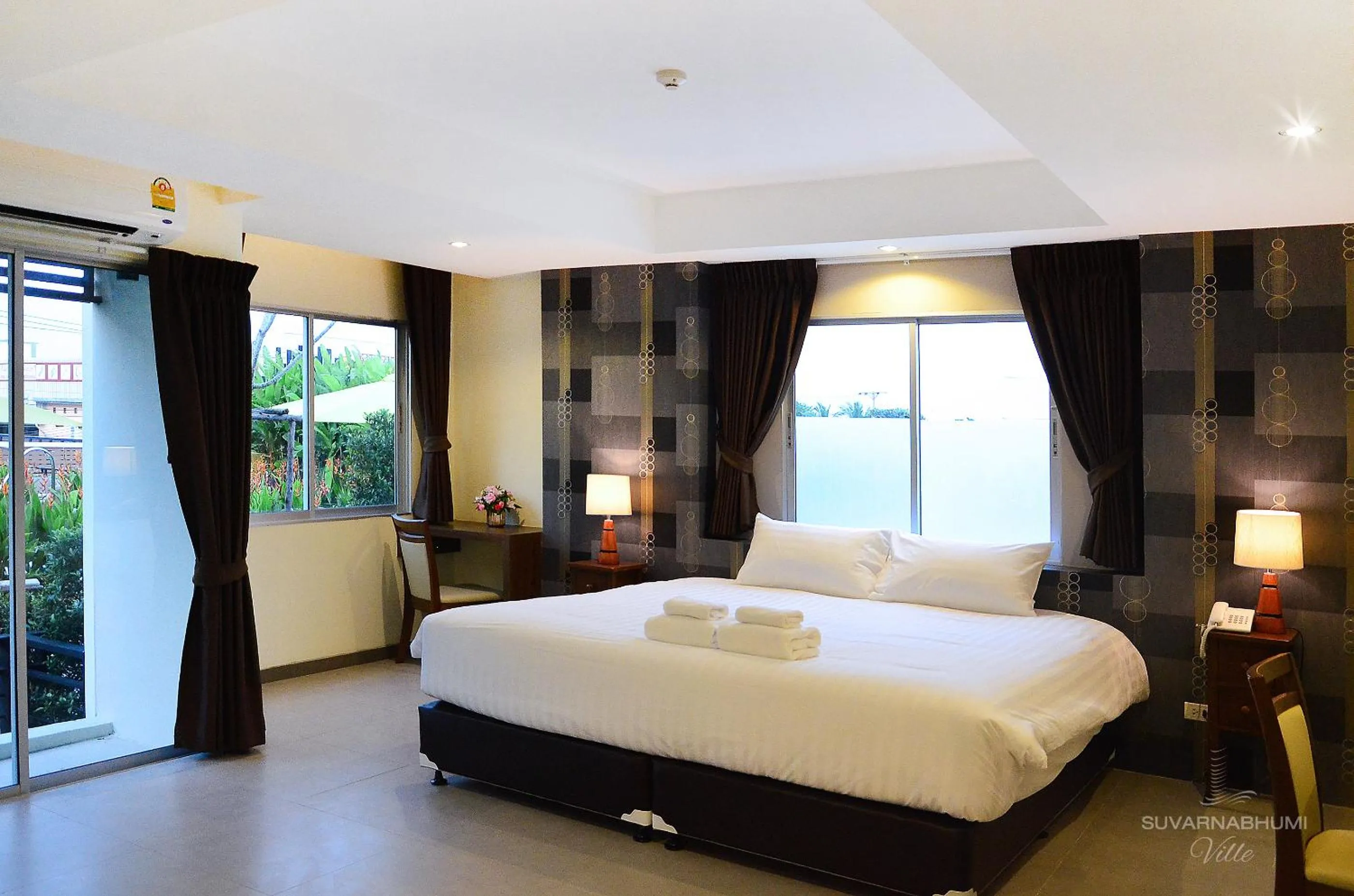 Bedroom, Bed in Suvarnabhumi Ville Airport Hotel
