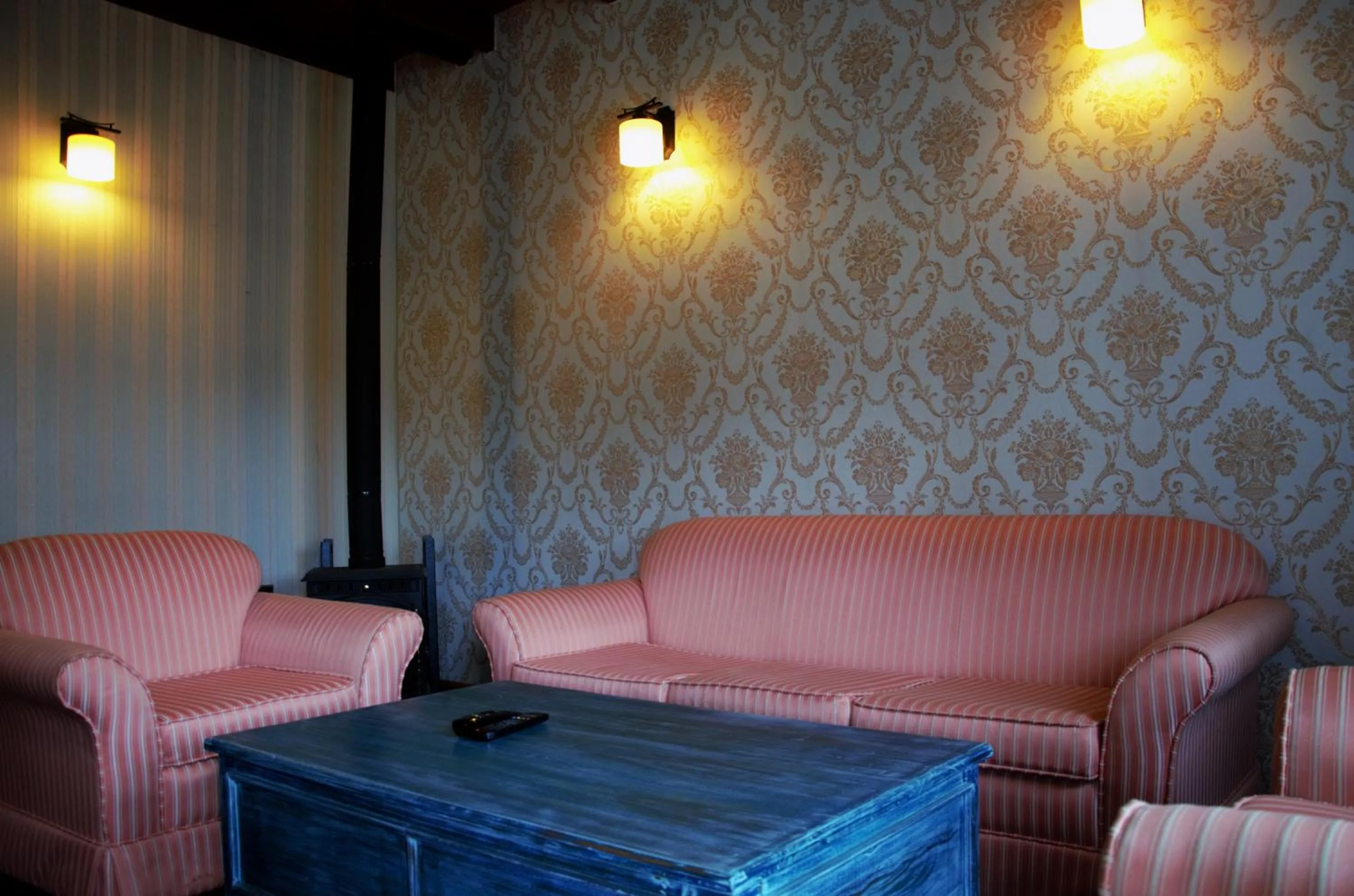 Living room in The Planter's Legacy By Fairway