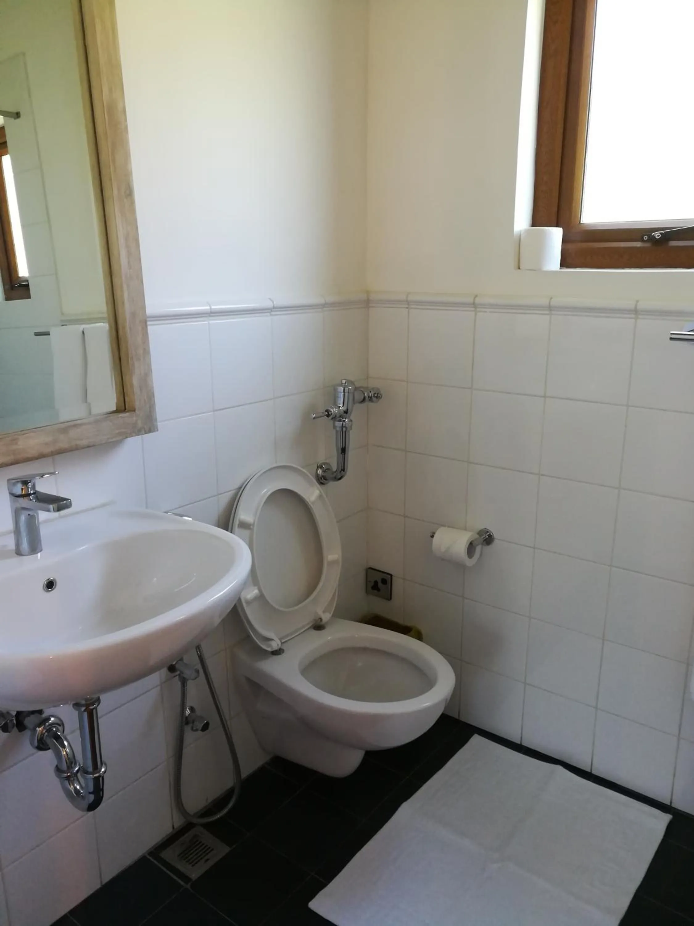 Bathroom in The Planter's Legacy By Fairway
