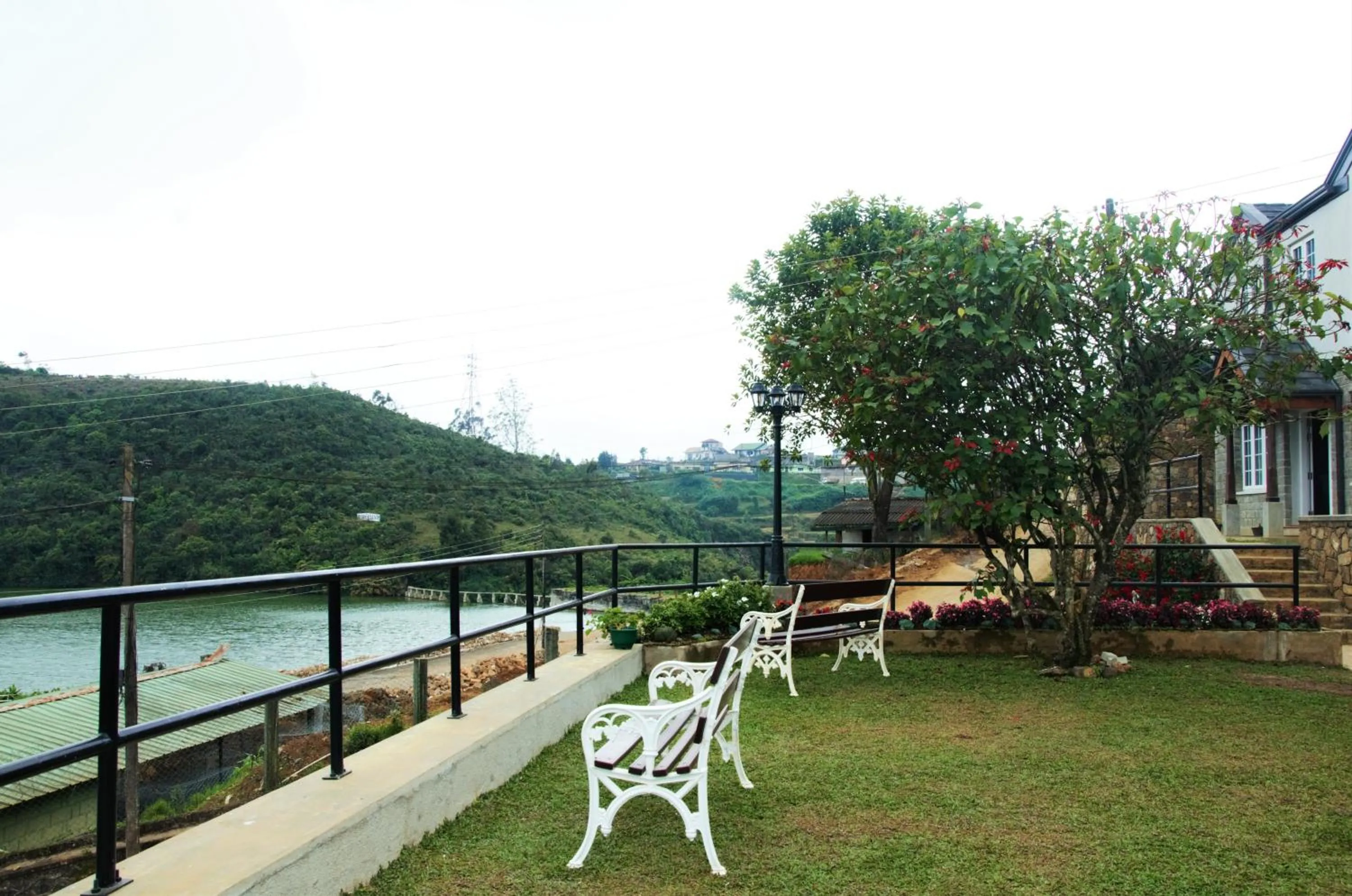 Neighbourhood in The Planter's Legacy By Fairway