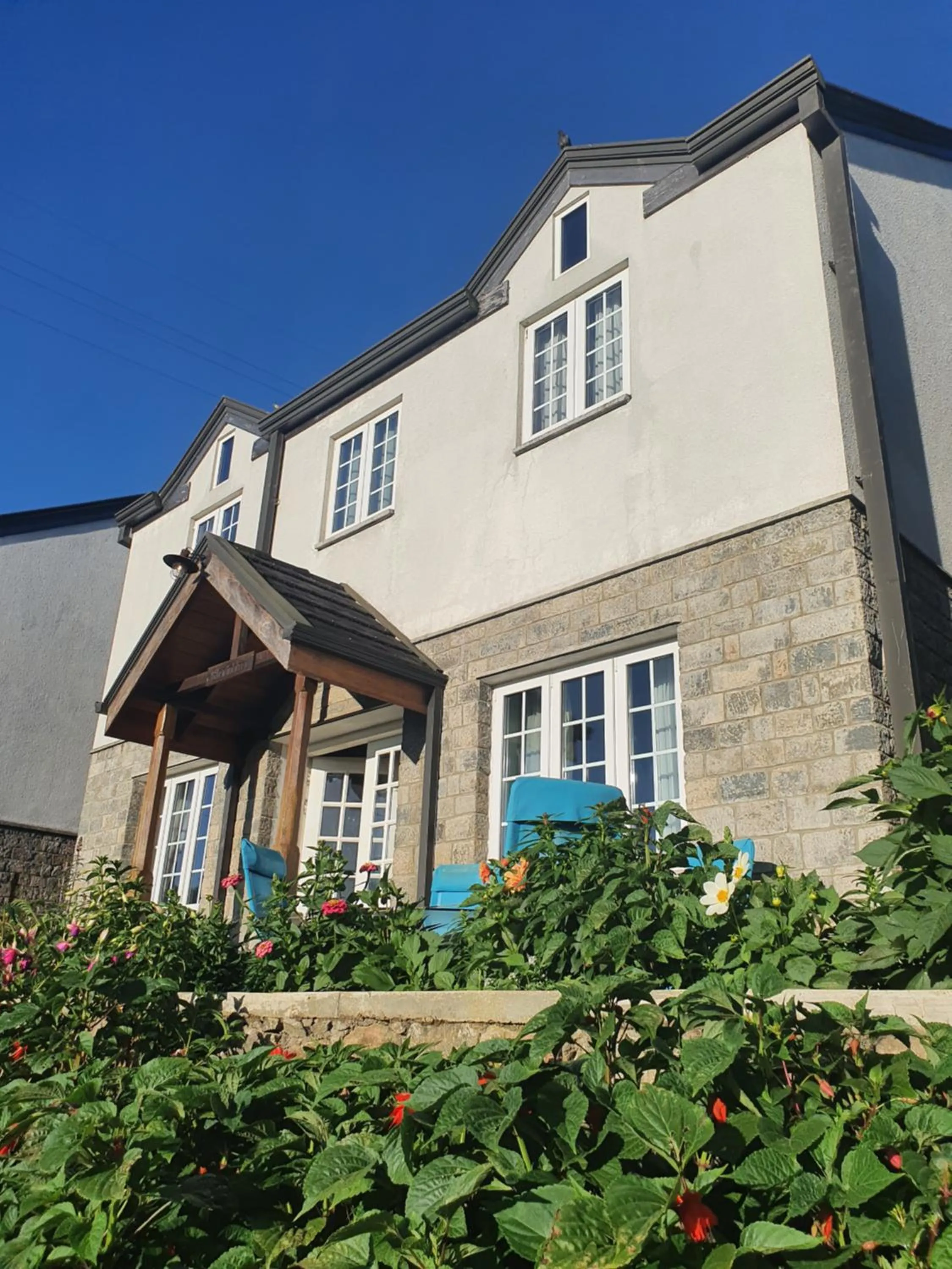 Property building in The Planter's Legacy By Fairway