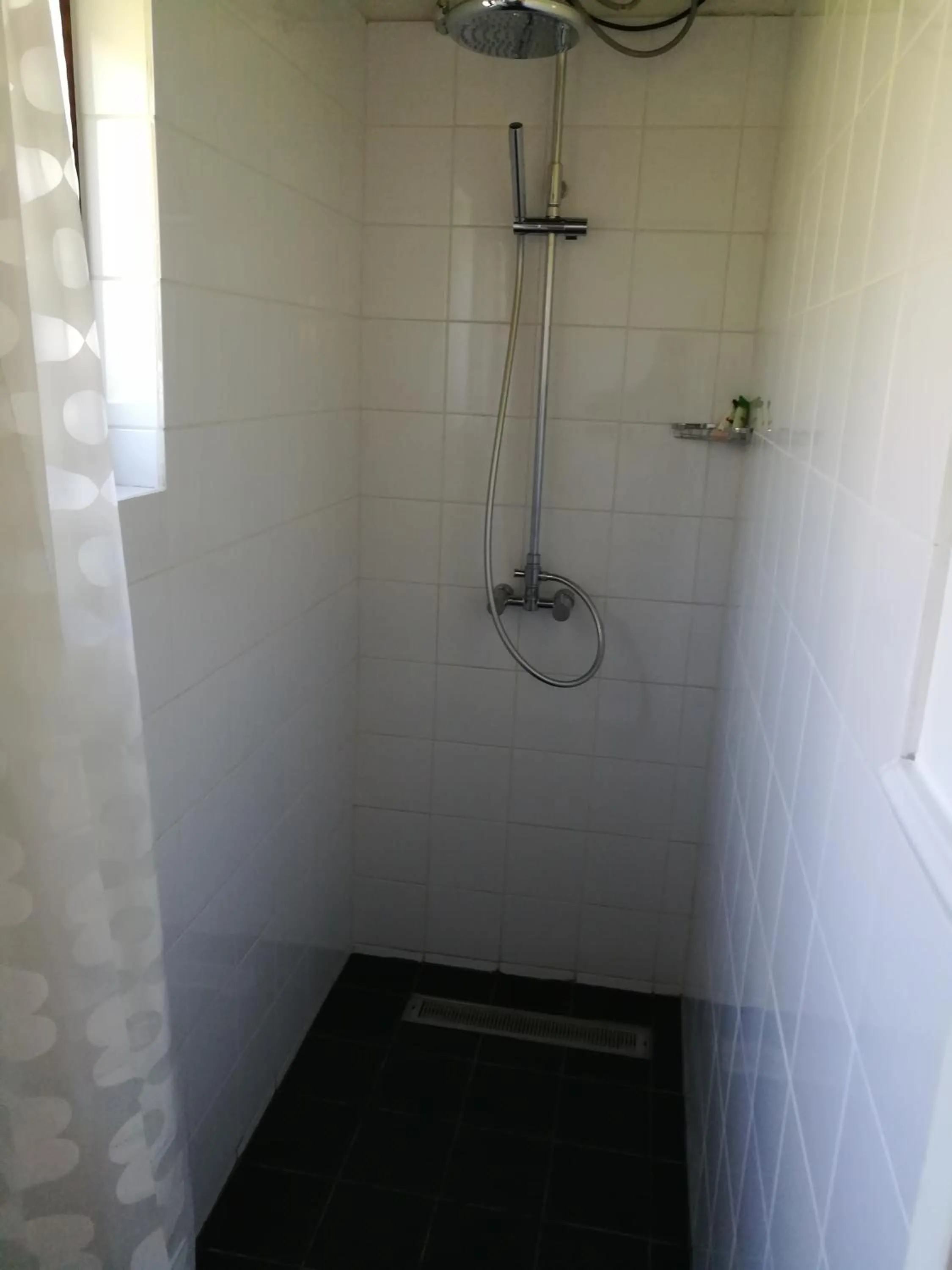 Shower in The Planter's Legacy By Fairway