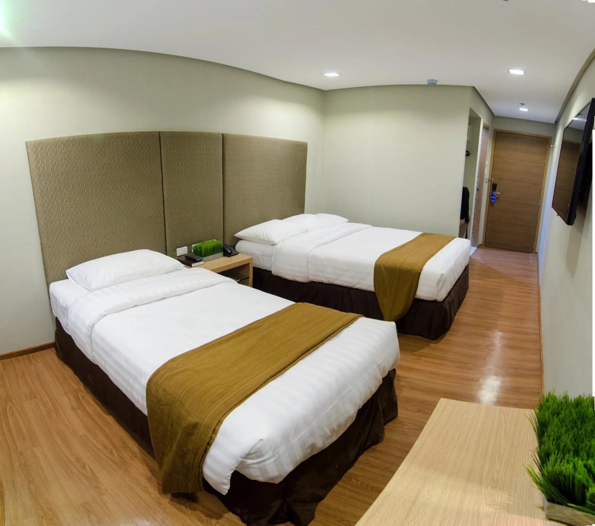 Bedroom, Bed in Madison Hotel PHL